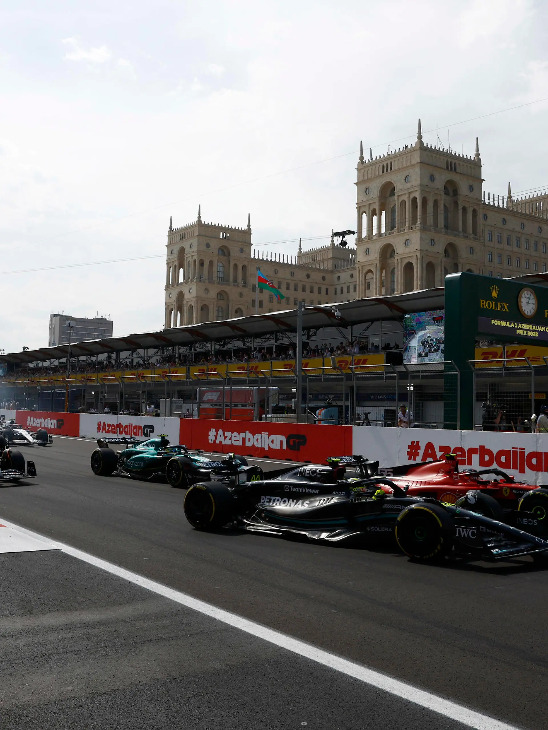 Formula 1 2023: Azerbaijan GP BAKU CITY CIRCUIT, AZERBAIJAN - APRIL 30: Sir Lewis Hamilton, Mercedes F1 W14, battles with Carlos Sainz, Ferrari SF-23, ahead of Fernando Alonso, Aston Martin AMR23, Lando Norris, McLaren MCL60, and the remainder of the field at the start during the Azerbaijan GP at Baku City Circuit on Sunday April 30, 2023 in Baku, Azerbaijan. Photo by Zak Mauger / LAT Images Images PUBLICATIONxINxGERxSUIxAUTxHUNxONLY GP2304_110331_U1A3252
