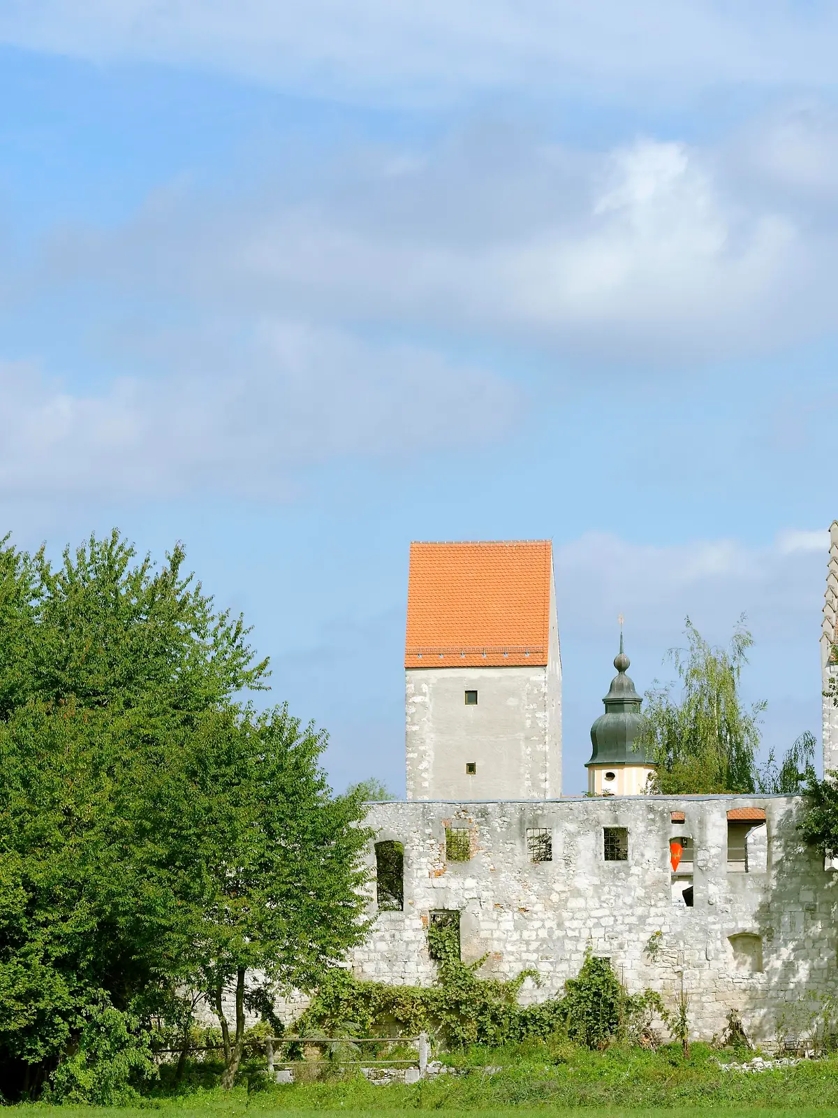 Ruine von Burg Nassenfels, Schuttertal, Oberbayern, Bayern, Deutschland, Europa