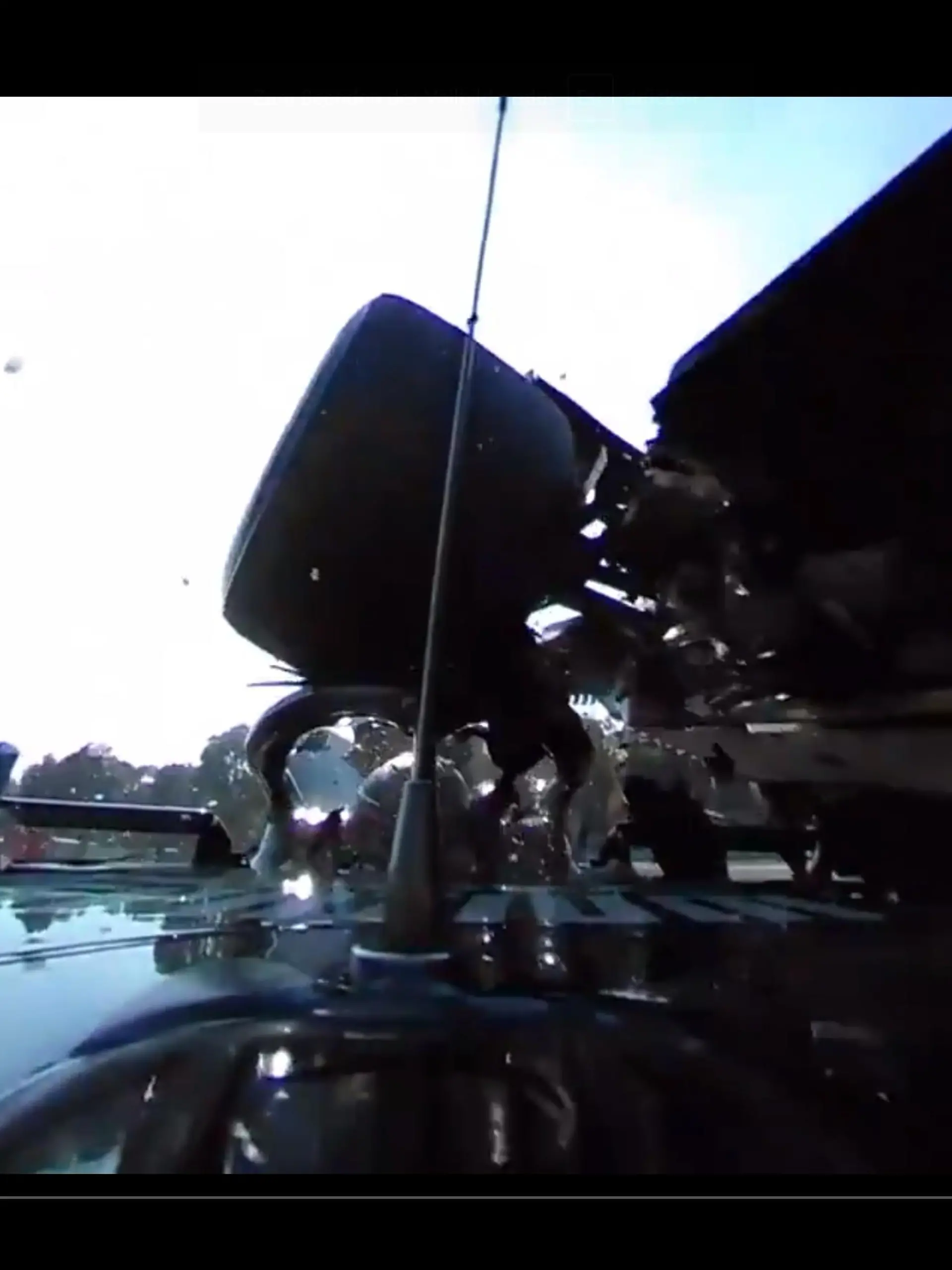 Die 360-Grad-Kamera in Lewis Hamiltons Mercedes fing den Crash des Briten mit Max Verstappen in Monza aus nächster Nähe ein