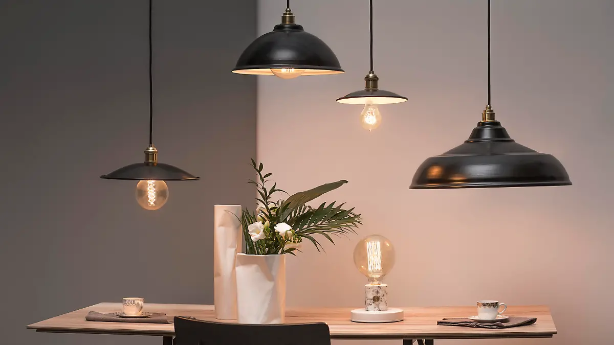 Creative shot with table and lamps.