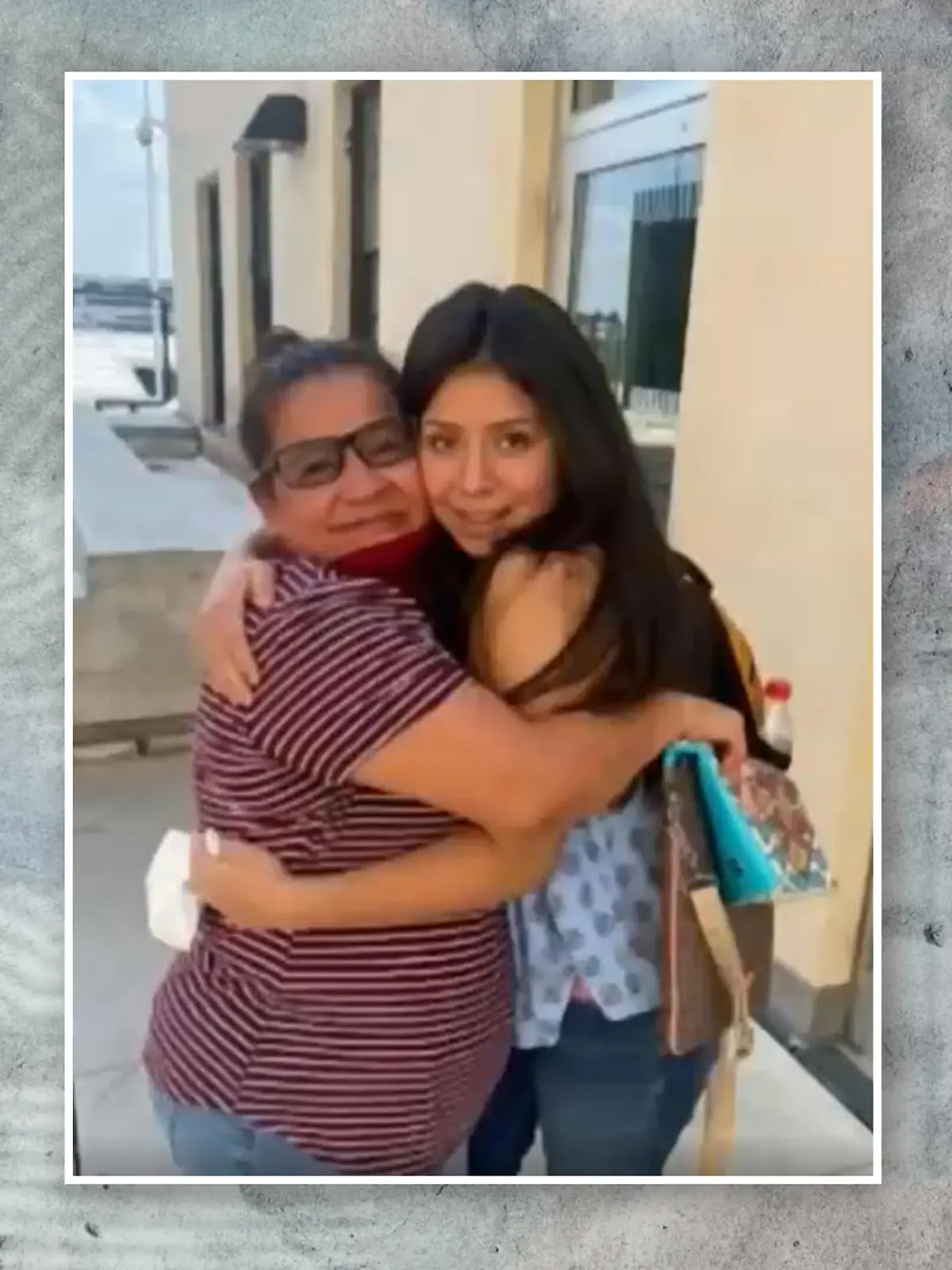 Angelica Vences-Salgado kann ihre Tochter Jacqueline Hernandez nach 14 Jahren wieder in die Arme schließen