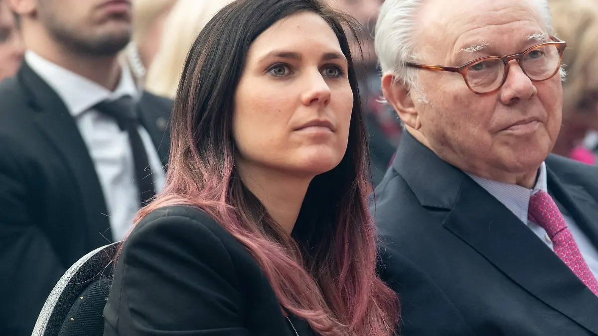 Burda-Erbin Elisabeth Furtwängler, die als jüngste Milliardärin Deutschlands gilt, an der Seite ihres Vaters, des Verlegers Hubert Burda.