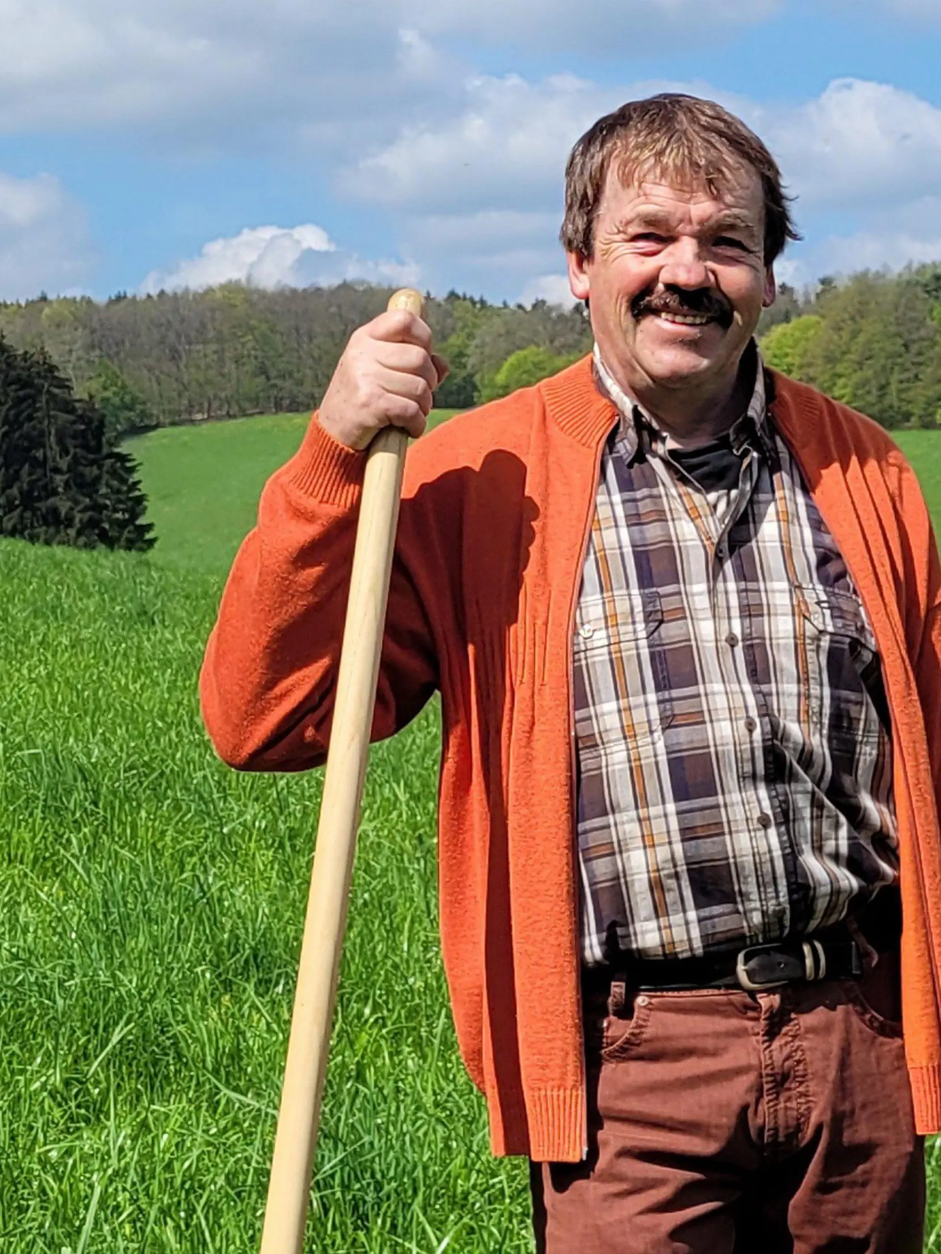 +++ ACHTUNG SPERRFRIST!! - KEINE VERÖFFENTLICHUNG VOR Mo., 29.05.2023, 19:00 Uhr +++

Bullenzüchter Siegfried (63) aus Hessen

+++ Die Verwendung des sendungsbezogenen Materials ist nur mit dem Hinweis und Verlinkung auf RTL+ gestattet. +++