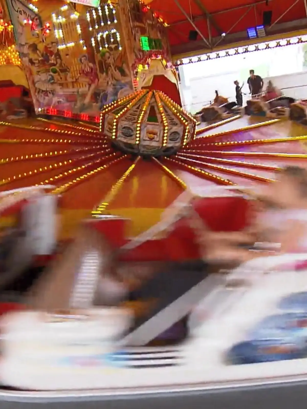 Bild zu: "Herbstkirmes in Düsseldorf"