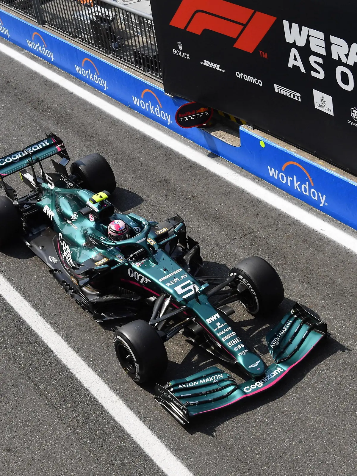  Formula 1 2021: Italian GP AUTODROMO NAZIONALE MONZA, ITALY - SEPTEMBER 11: Sebastian Vettel, Aston Martin AMR21 during the Italian GP at Autodromo Nazionale Monza on Saturday September 11, 2021 in Monza, Italy. Photo by Jerry Andre / LAT Images Images PUBLICATIONxINxGERxSUIxAUTxHUNxONLY GP2114_102254JA1_9733