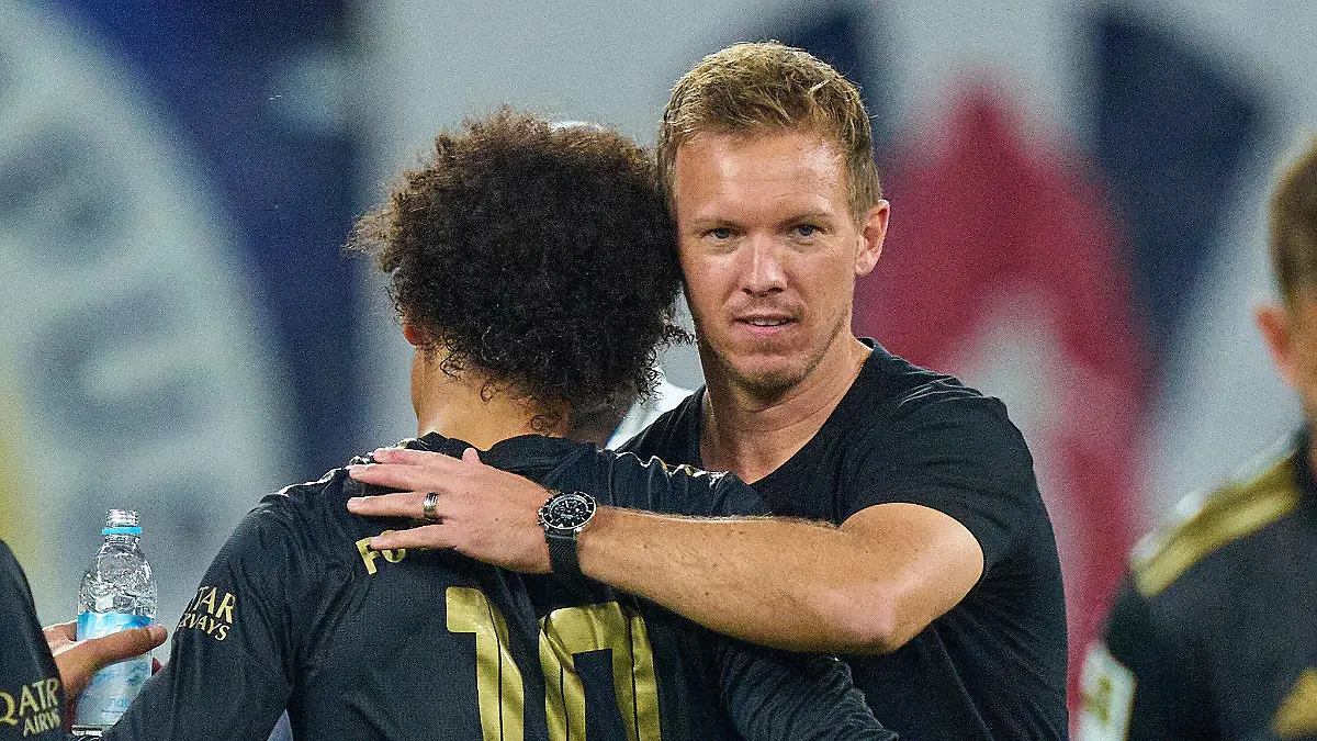 Schlussjubel Trainer Julian Nagelsmann FCB, team manager, headcoach, coach, Leroy SANE, FCB 10 in the match RB LEIPZIG - FC BAYERN MUENCHEN 1.German Football League on September 11, 2021 in Leipzig, Germany. Season 2021/2022, matchday 4, 1.Bundesliga, FCB, München, 4.Spieltag. 