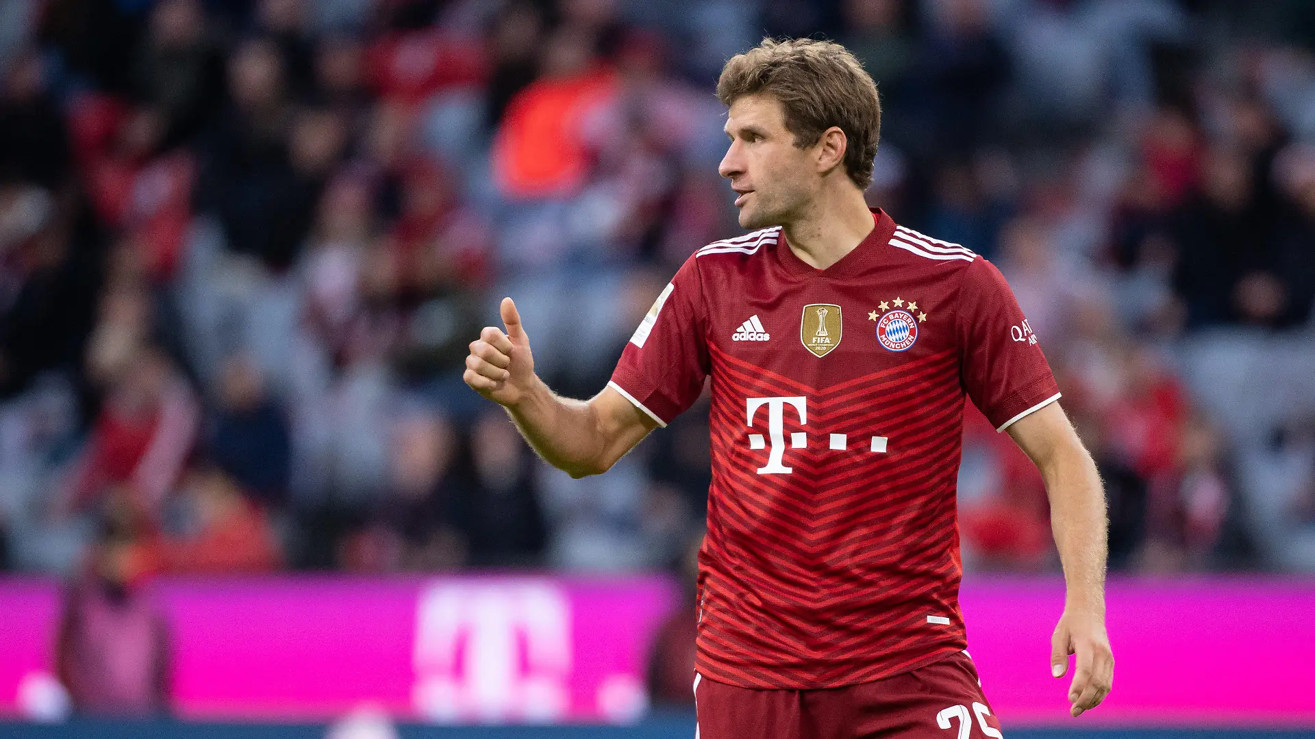 ARCHIV - 28.08.2021, Bayern, München: Fußball: Bundesliga, Bayern München - Hertha BSC, 3. Spieltag in der Allianz Arena. Thomas Müller von München in Aktion. (zu dpa «Thomas Müller nach Adduktorenverletzung: «Bin guter Dinge»») Foto: Sven Hoppe/dpa - WICHTIGER HINWEIS: Gemäß den Vorgaben der DFL Deutsche Fußball Liga bzw. des DFB Deutscher Fußball-Bund ist es untersagt, in dem Stadion und/oder vom Spiel angefertigte Fotoaufnahmen in Form von Sequenzbildern und/oder videoähnlichen Fotostrecken zu verwerten bzw. verwerten zu lassen. +++ dpa-Bildfunk +++