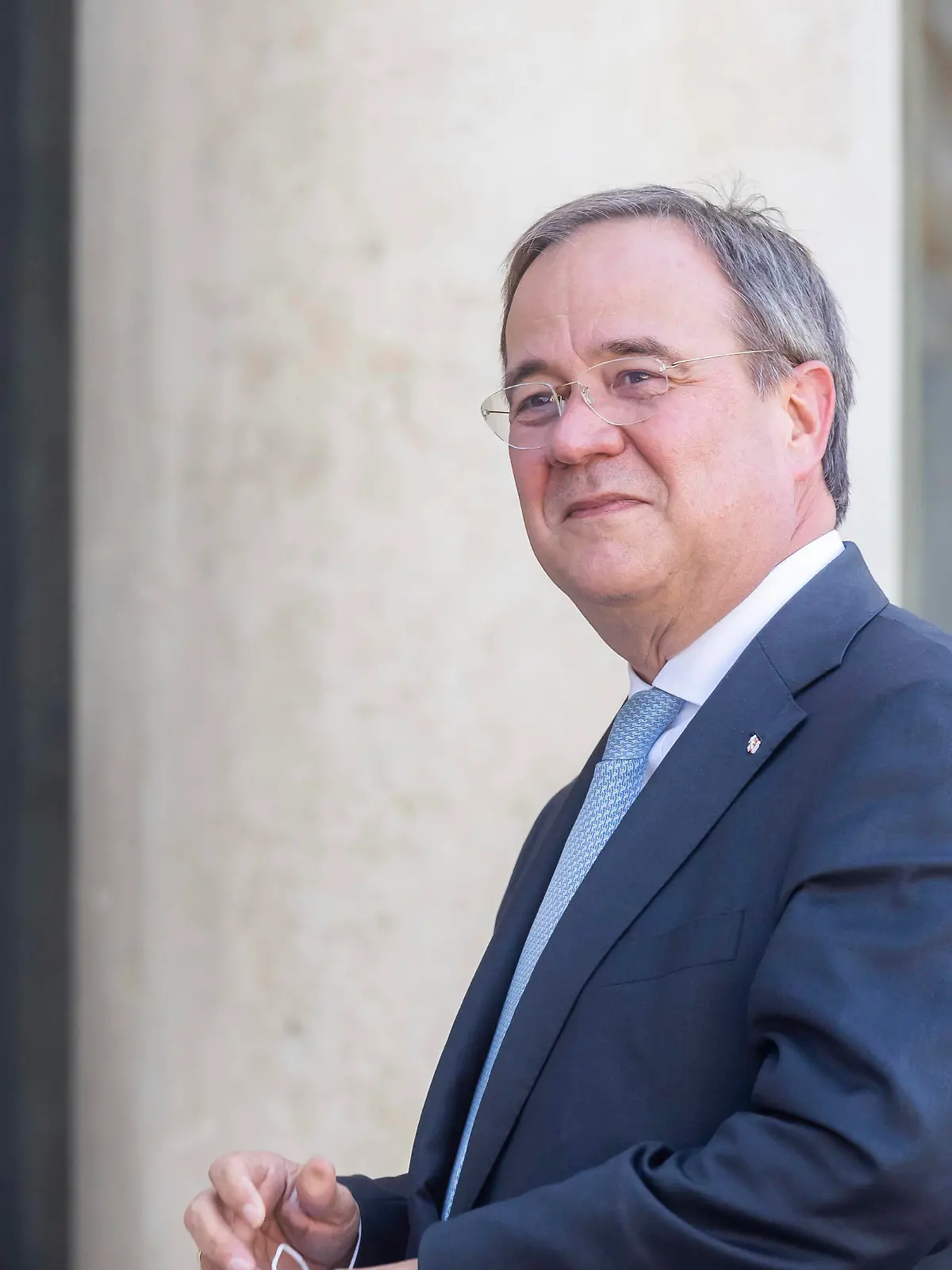  Paris, France September 8, 2021 - French President receives Armin Laschet, conservative candidate of the Christian Democratic Union CDU to become the next German Chancellor - North Rhine-Westphalia s State Premier and Germany s conservative Christian Democratic Union s CDU chancellor candidate Armin Laschet POLITIQUE, FRANCO ALLEMAND, ARMIN LASCHET PUBLICATIONxNOTxINxFRA Copyright: xVincentxIsorex