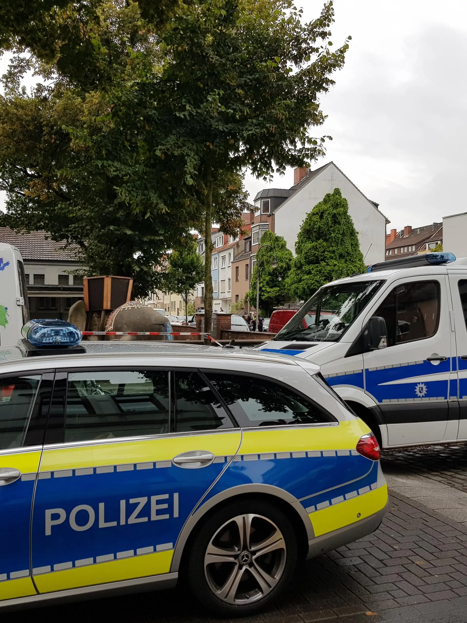 Schüsse fielen von einem Balkon in der Elbstraße in Bremen.