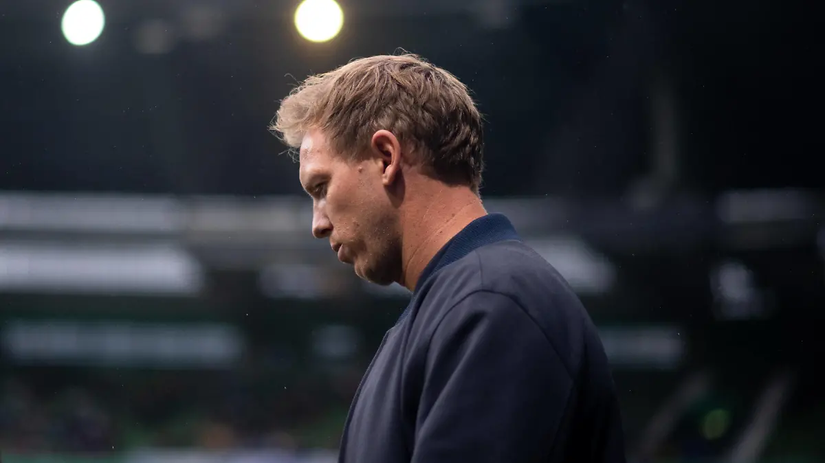 Julian Nagelsmann FC Bayern Muenchen, Trainer vor dem Spiel, GER, Bremer SV vs. FC Bayern Muenchen, Fussball, DFB Pokal 1. Runde, 25.08.2021, Spielzeit 2021/2022 DFB REGULATIONS PROHIBIT ANY USE OF PHOTOGRAPHS AS IMAGE SEQUENCES AND/OR QUASI-VIDEO GER, Bremer SV vs. FC Bayern Muenchen, Fussball, DFB Pokal 1. Runde, 25.08.2021, Spielzeit 2021/2022 Bremen *** Julian Nagelsmann FC Bayern Muenchen, coach before the game, GER, Bremer SV vs FC Bayern Muenchen, football, DFB Pokal 1 round, 25 08 2021, season 2021 2022 DFB REGULATES PROHIBIT ANY USE OF PHOTOGRAPHS AS IMAGE SEQUENCES AND OR QUASI VIDEO GER, Bremer SV vs FC Bayern Muenchen, football, DFB Pokal 1 round, 25 08 2021, season 2021 2022 Bremen Copyright: xEIBNER/MichaelxMemmlerx EP_MMR