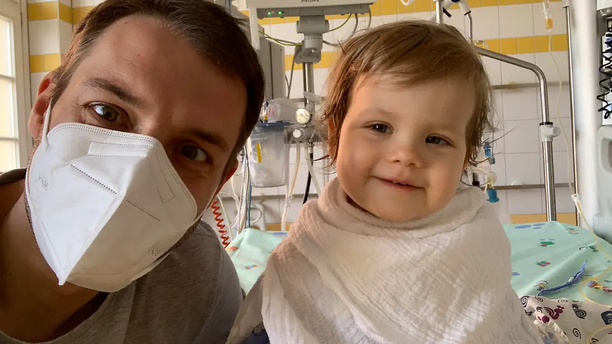 Carsten Krüger mit seiner Tochter Tess.