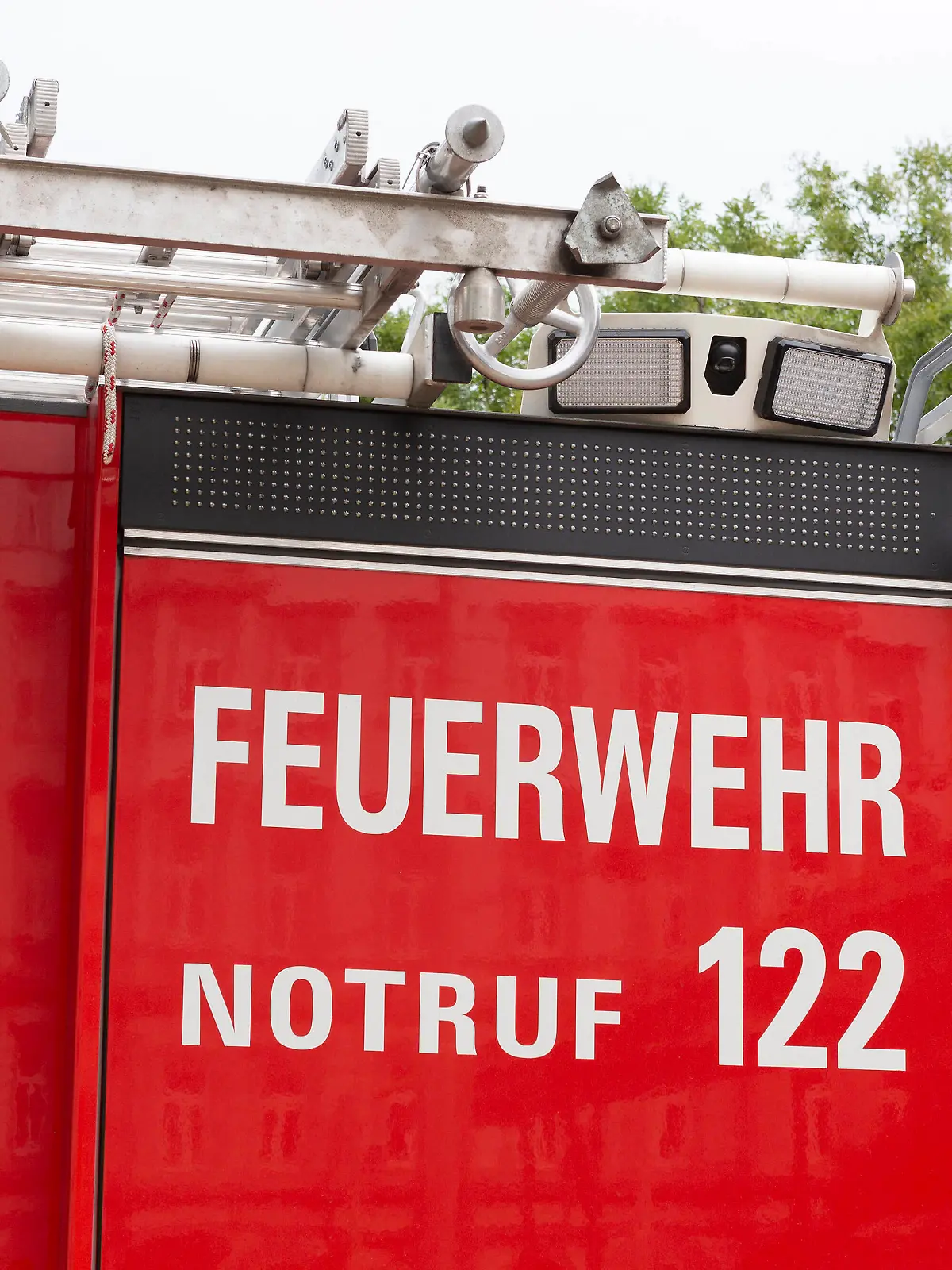  Feuerwehrauto Notruf 122 *** Fire engine emergency call 122 1065523986