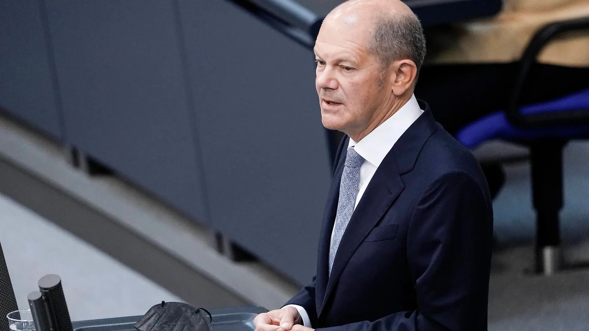  239. Bundestagssitzung und Debatte Aktuell, 07.09.2021, Berlin, Olaf Scholz der Bundesfinanzminister Bundesminister der Finanzen im Portrait bei seiner Rede zum Thema Vereinbarte Debatte zur Situation in Deutschland bei der 239. Sitzung des Deutschen Bundestag in Berlin Berlin Berlin Deutschland *** 239 Bundestag session and debate Current, 07 09 2021, Berlin, Olaf Scholz the Federal Minister of Finance Federal Minister of Finance in portrait during his speech on the Agreed debate on the situation in Germany at the 239 session of the German Bundestag in Berlin Berlin Germany