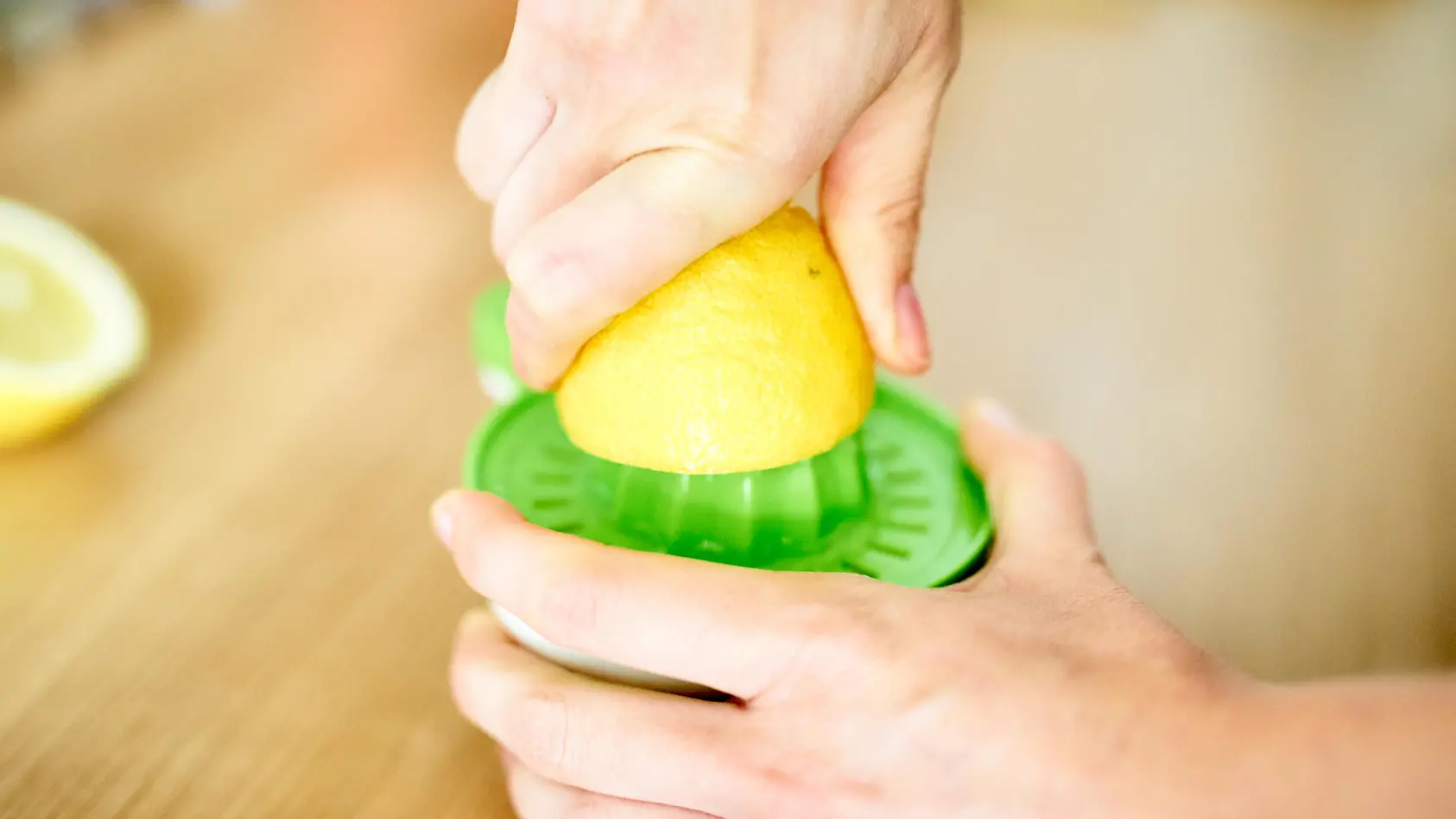 Weiße Flecken Fußnägel Durch Nagellack