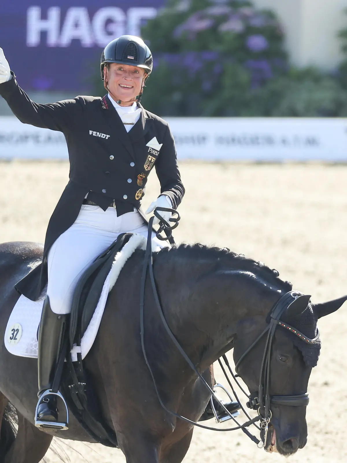 Pferdesport: Europameisterschaft, Dressur. Dressurreiterin Isabell Werth (Deutschland) reitet auf Weihegold Old.