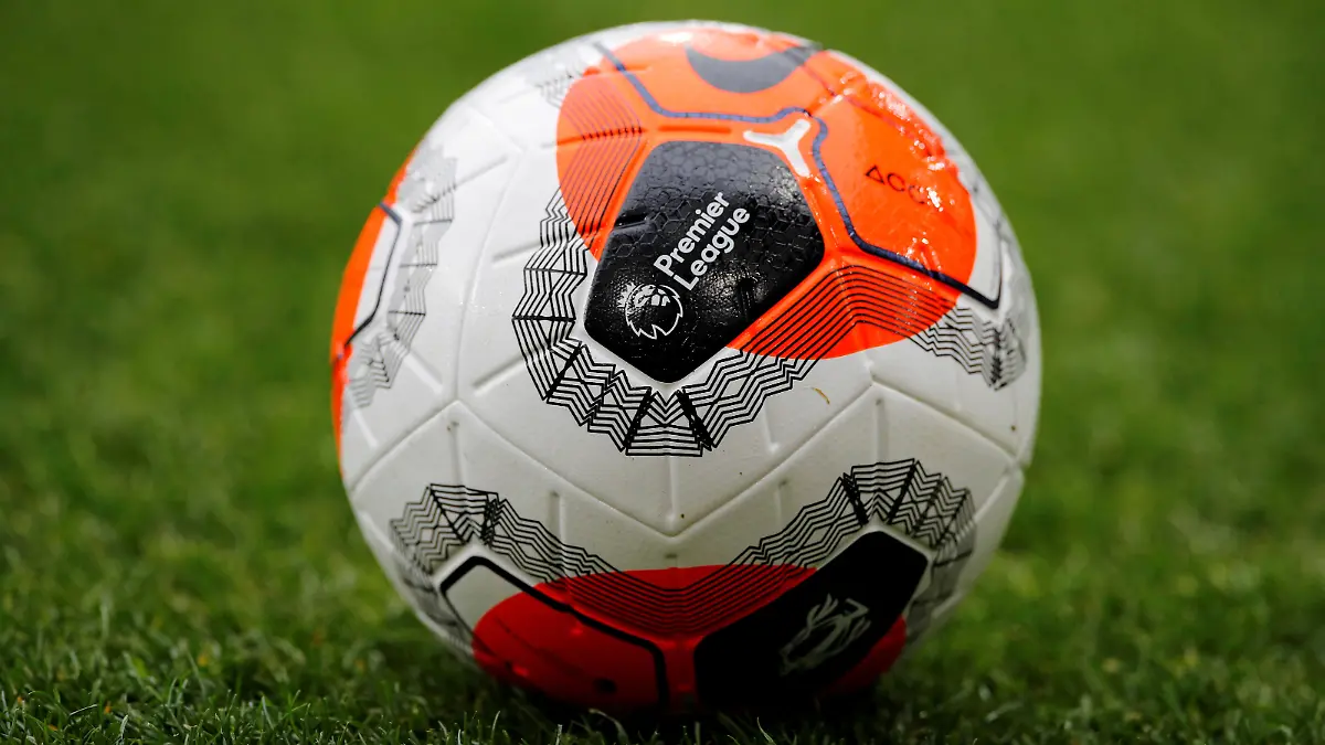 FILE PHOTO: Soccer Football - Premier League - Burnley v AFC Bournemouth - Turf Moor, Burnley, Britain - February 22, 2020  General view of the Premier League logo on a match ball before the match   REUTERS/Phil Noble  EDITORIAL USE ONLY. No use with unauthorized audio, video, data, fixture lists, club/league logos or "live" services. Online in-match use limited to 75 images, no video emulation. No use in betting, games or single club/league/player publications.  Please contact your account representative for further details./File Photo