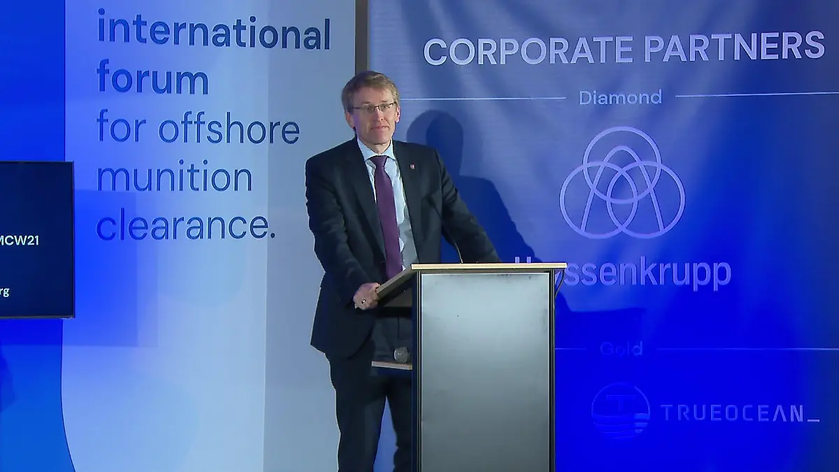 Ministerpräsident Daniel Günther ist Schirmherr der Munition Clearance Week in Kiel.