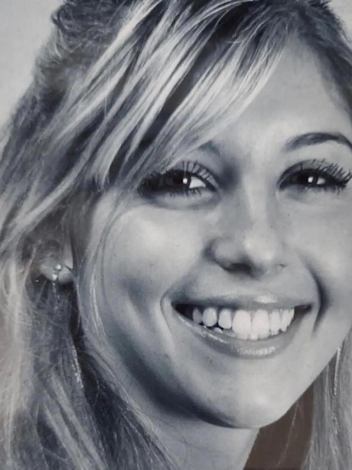 Bild zu: "Cathy Hummels sieht auf Throwback-Foto anders aus"