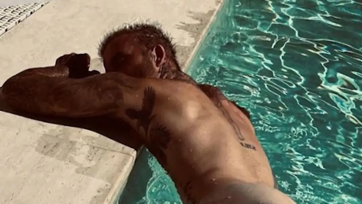 David Beckham zeigt seinen Knack-Po Hallöchen, Popöchen!