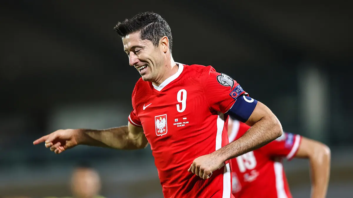 05.09.2021 SERRAVALLE, SAN MARINO STADIO OLIMPICOPILKA NOZNA FOOTBALL ELIMINACJA MISTRZOSTW SWIATA FIFA QATAR 2022  WORLD CUP QUALIFIATION QATAR 2022 MECZ SAN MARINO - POLSKA  GAME SAN MARINO - POLAND NZ ROBERT LEWANDOWSKI POLSKA RADOSC, BRAMKA, GOL,FOTO LUKASZ GROCHALA/CYFRASPORT/NEWSPIX.PL --- Newspix.pl PUBLICATIONxNOTxINxPOL 20210905CSLG0055 