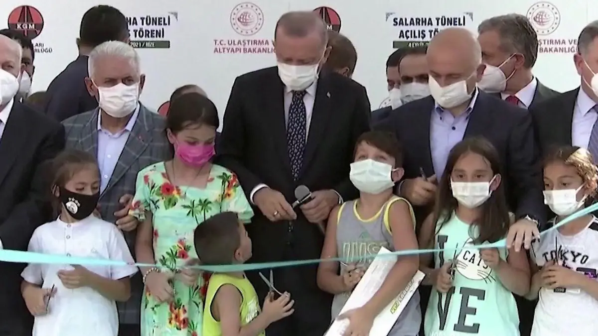 Erdogan bei Eröffnungsfeier in Rize