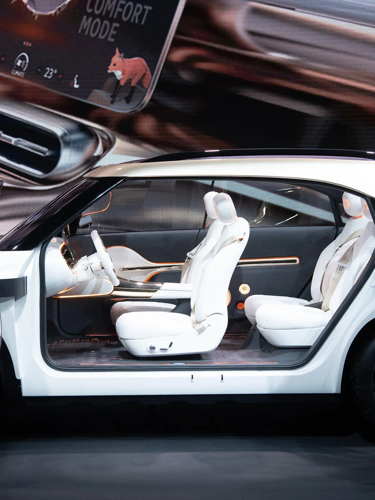 05.09.2021, Bayern, München: Der neue Smart Concept#1 ist während der Mercedes-Benz "Pre-Night" vor Beginn der Internationalen Automobil-Ausstellung (IAA Mobility) zu sehen. Foto: Sven Hoppe/dpa +++ dpa-Bildfunk +++