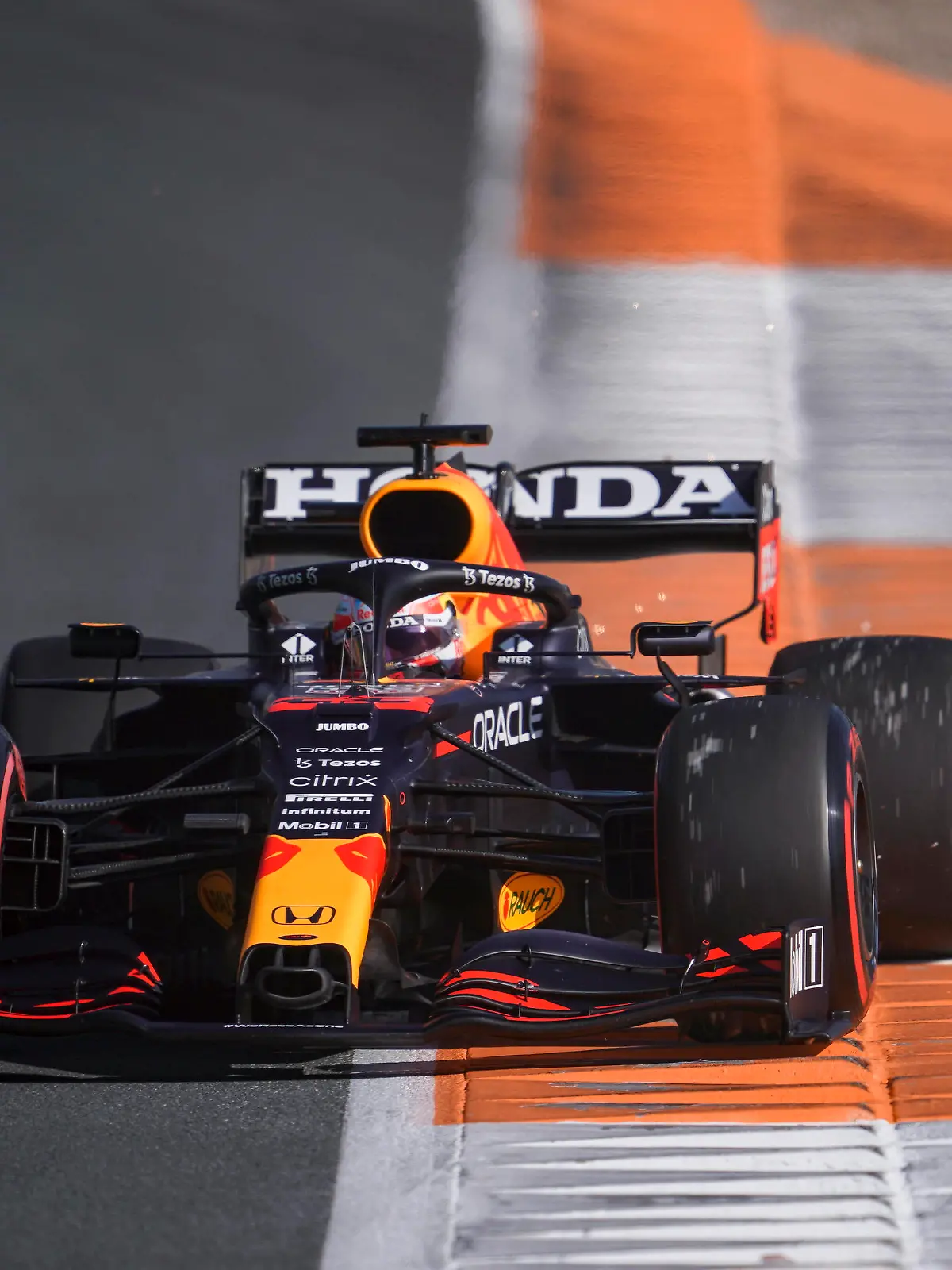 September 4, 2021, Zandvoort, The Netherlands: MAX VERSTAPPEN of the Netherlands and Red Bull Racing drives during the qualifying session of the 2021 FIA Formula 1 Dutch Grand Prix at Circuit Zandvoort in Zandvoort, The Netherlands. Zandvoort The Netherlands - ZUMAg147 20210904_zap_g147_012 Copyright: xJamesxGasperottix 