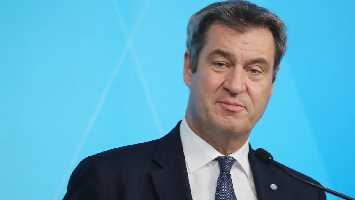 Pressekonferenz zum Stromgipfel mit Ministerpräsident Dr. Markus Söder Dr. Markus Söder gibt eine Pressekonferenz zum Thema Stromgipfel - zur Sicherung der Stromversorgung des Freistaates Bayern, München Bayern Prinz-Carl-Palais *** Press conference on the electricity summit with Minister-President Dr Markus Söder Dr Markus Söder gives a press conference on the subject of the electricity summit to secure the electricity supply of the Free State of Bavaria, Munich Bavaria Prinz Carl Palais