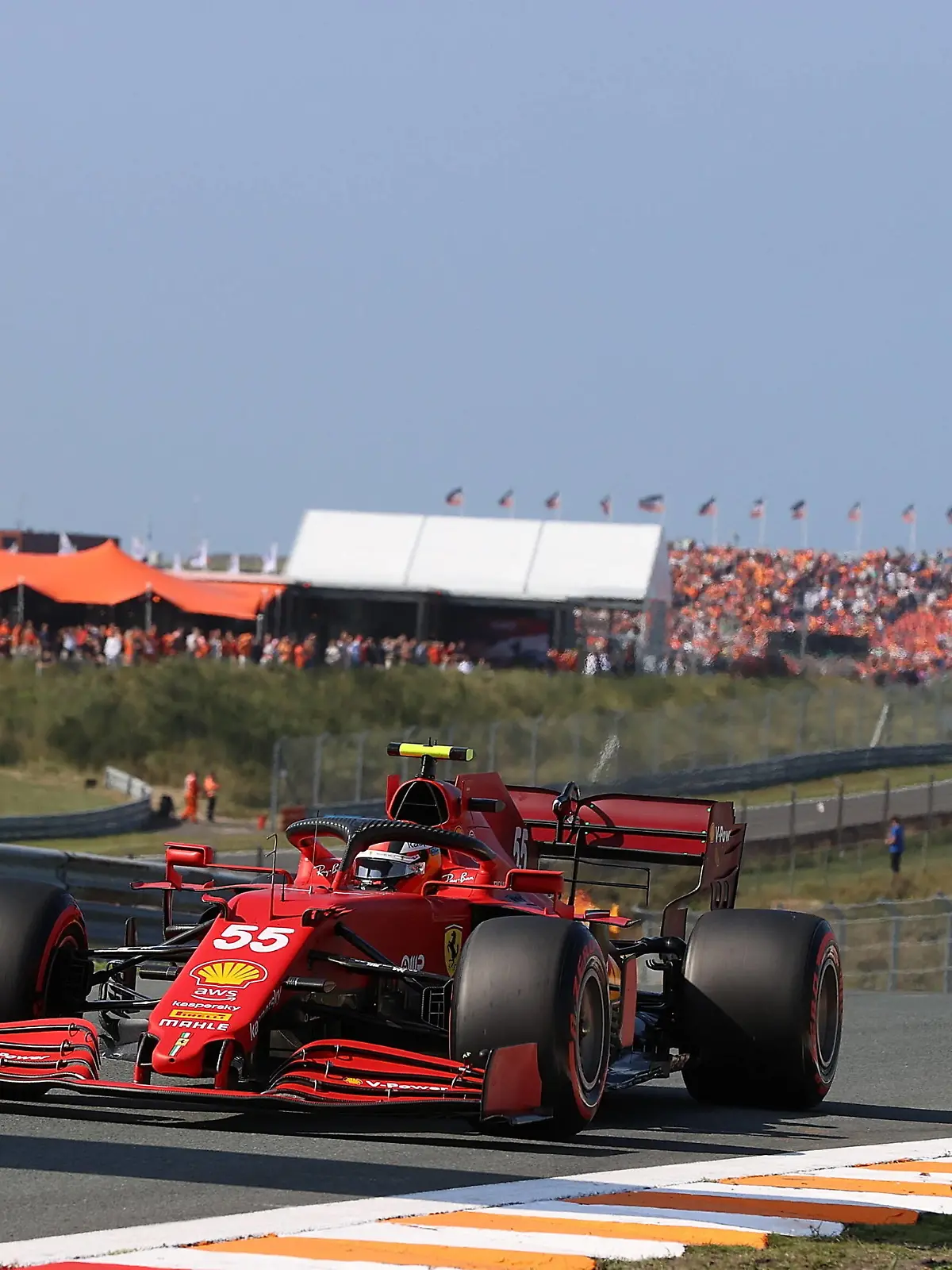 FORMULA 1 HEINEKEN DUTCH GRAND PRIX 2021 / 03.09.2021, Circuit Park Zandvoort, Zandvoort, FORMULA 1 HEINEKEN DUTCH GRAND PRIX 2021 , im Bild Carlos Sainz Jr. ESP 55, Scuderia Ferrari Mission Winnow *** FORMULA 1 HEINEKEN DUTCH GRAND PRIX 2021 03 09 2021, Circuit Park Zandvoort, Zandvoort, FORMULA 1 HEINEKEN DUTCH GRAND PRIX 2021 , in picture Carlos Sainz Jr ESP 55 , Scuderia Ferrari Mission Winnow nordphotoxGmbHx/xBratic nph00250 