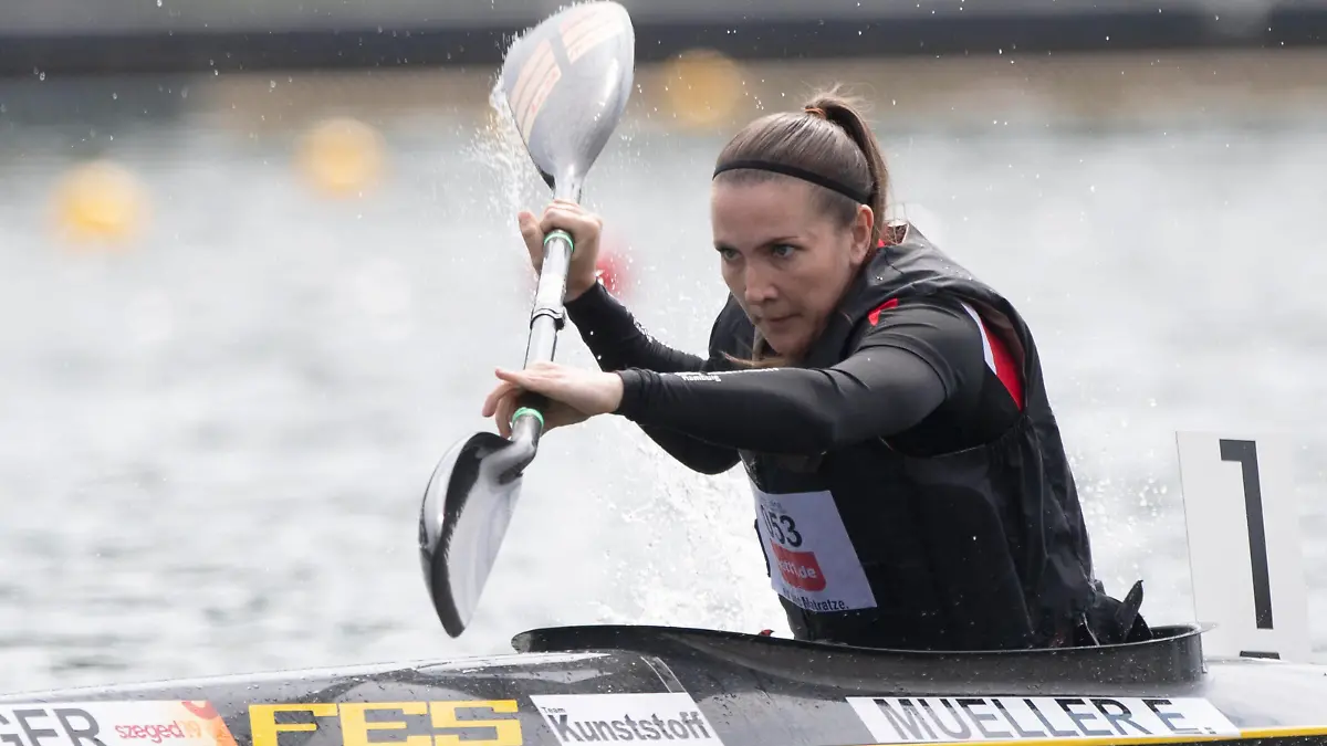 Edina MUELLER, Müller, Hamburger Kanu-Club, Aktion Finale KL Para-Kanu Damen KL, Die Finals 2021 in den Disziplinen Kanu, SUP, Kanupolo vom 03.06.-06.06.2021 in Duisburg, *** Edina MUELLER, Müller, Hamburger Kanu Club , Action Finals KL Para Canoe Women KL, The Finals 2021 in the disciplines Canoe, SUP, Canoe Polo from 03 06 06 2021 in Duisburg, 
