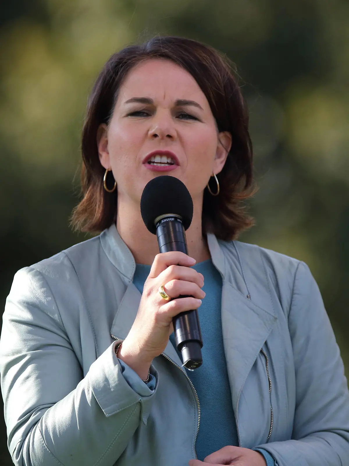 Kanzlerkandidatin Annalena Baerbock Bündnis 90/Die Grünen spricht während einer Wahlkampfveranstaltung auf dem Bassinplatz in Potsdam, 31. August 2021. Die Bundestagswahl findet am 26. September statt. Bundestagswahl 2021 *** Chancellor candidate Annalena Baerbock Bündnis 90 Die Grünen speaks during an election campaign event at Bassinplatz in Potsdam, 31 August 2021 The Bundestag election will be held on 26 September Bundestag election 2021 