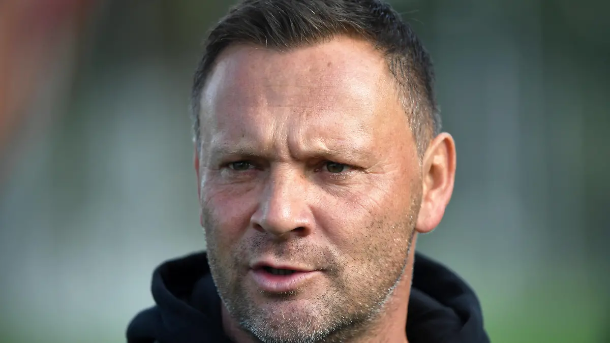 Fussball, Herren, Saison 2021/2022, Testspiel, Hertha BSC - SFC Stern 1900, Medienrunde mit Trainer Pal Dardai Hertha BSC nach dem Spiel, 31.08. 2021, *** Football, Men, 2021 2022 season, Test match, Hertha BSC SFC Stern 1900, Media round with coach Pal Dardai Hertha BSC after the match, 31 08 2021, Copyright: xSebastianxRäppold/MatthiasxKochx