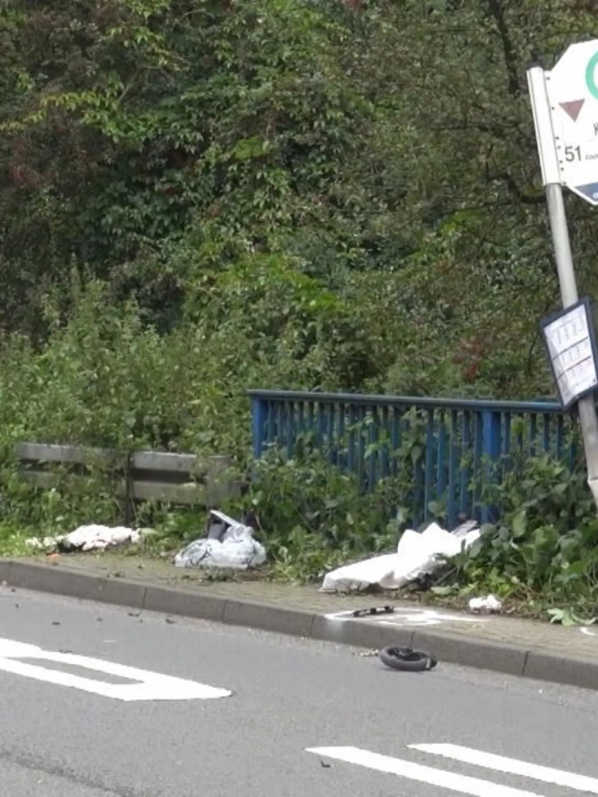 Bild zu: "Mutter und Baby sterben bei Unfall"