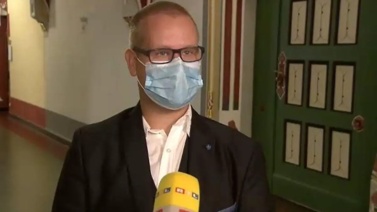Sebastian Berger (29) ist der Vater des kleinen Finn, der am 11. Juni 2016 an schwersten Verletzungen verstarb - laut Anklage, weil der Freund seiner Mama sich auf den Bauch des Kindes gekniet und es so schwer verletzt hatte.