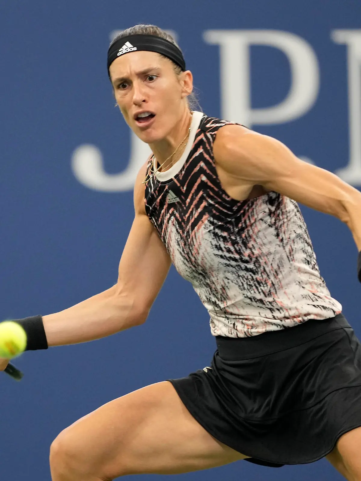  September 1,2021: Andrea Petkovic GER loses to Garbine Muguruza ESP 6-4, 6-2, at the US Open being played at Billy Jean King Ntional Tennis Center in Flushing, Queens, New York. Flushing, Queens USA - ZUMAc04_ 20210901_zaf_c04_087 Copyright: xLesliexBillmanx