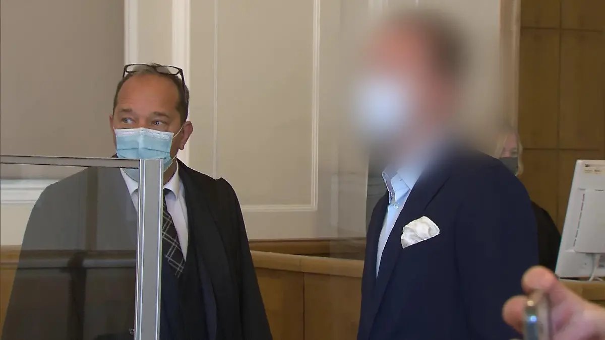 Der Hauptangeklagte im Gerichtssaal