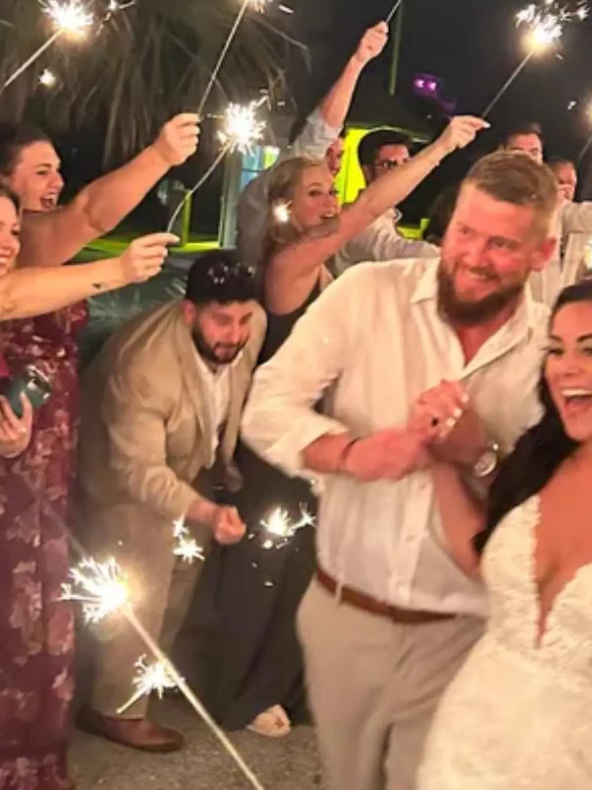 Hochzeit von Aric und Sam wird zum Albtraum