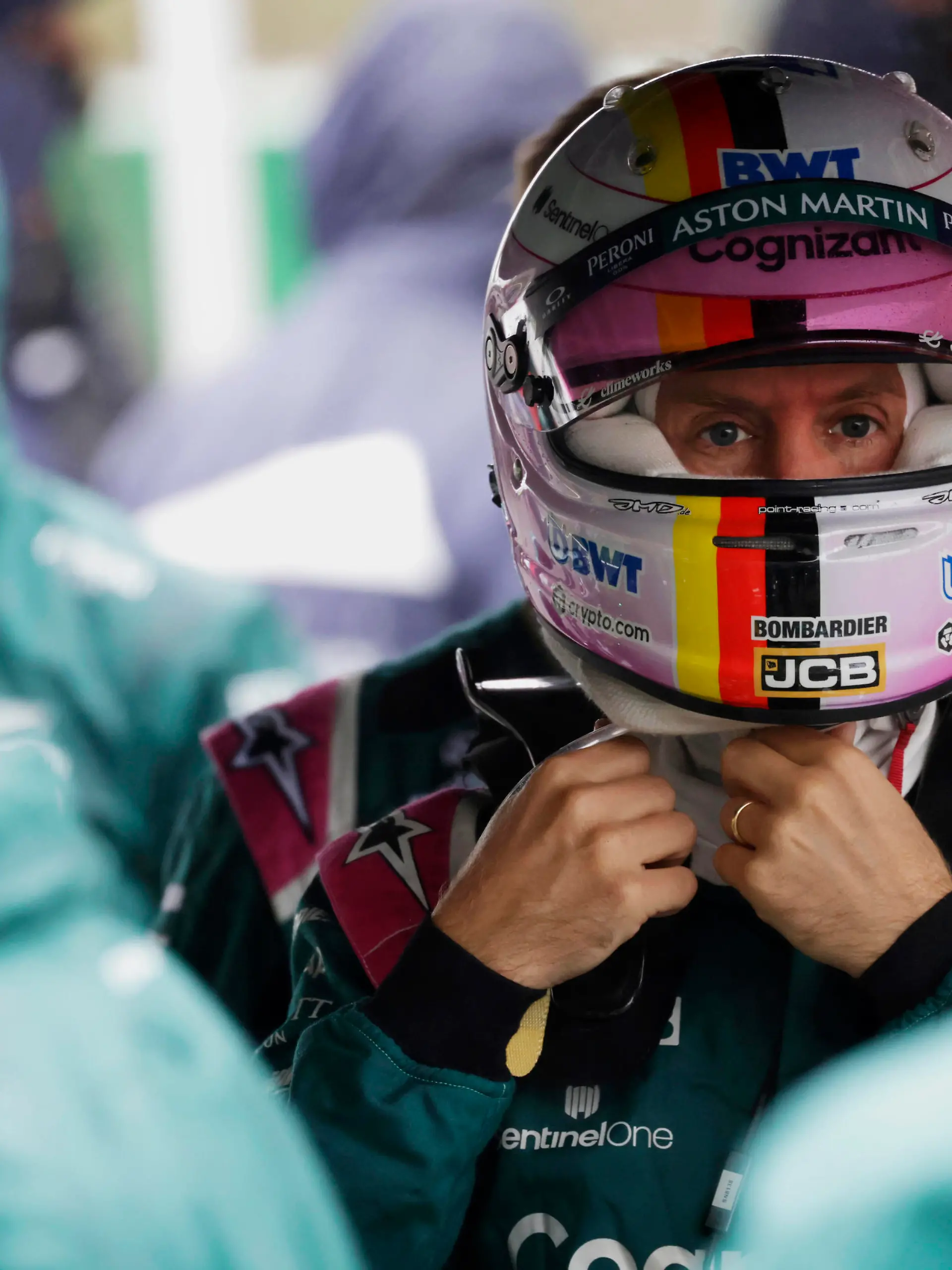 Formula 1 2021: Belgian GP CIRCUIT DE SPA FRANCORCHAMPS, BELGIUM - AUGUST 29: Sebastian Vettel, Aston Martin, on the grid during the Belgian GP at Circuit de Spa Francorchamps on Sunday August 29, 2021 in Spa, Belgium. Photo by Glenn Dunbar / LAT Images Images PUBLICATIONxINxGERxSUIxAUTxHUNxONLY GP2112_115325_J5A0025 