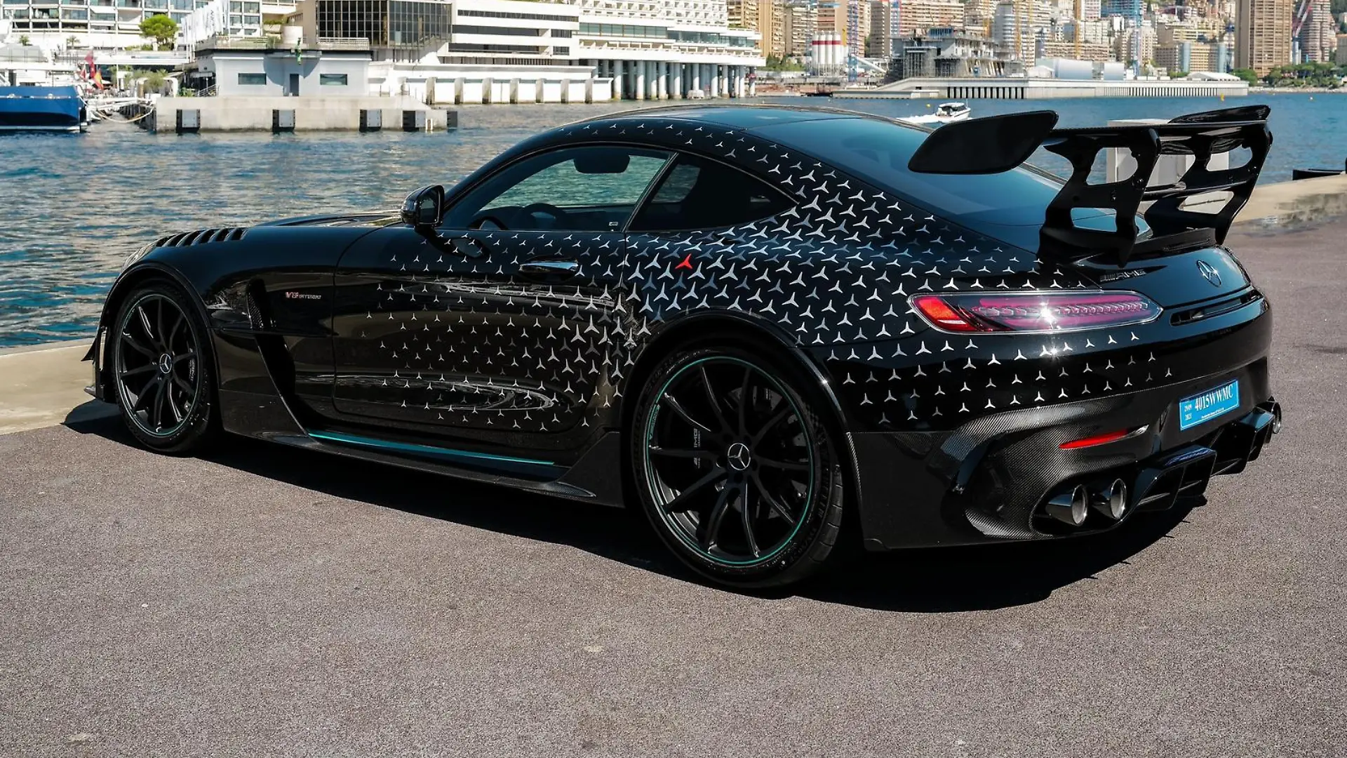 Mercedes AMG GT Black Series im Design des W11