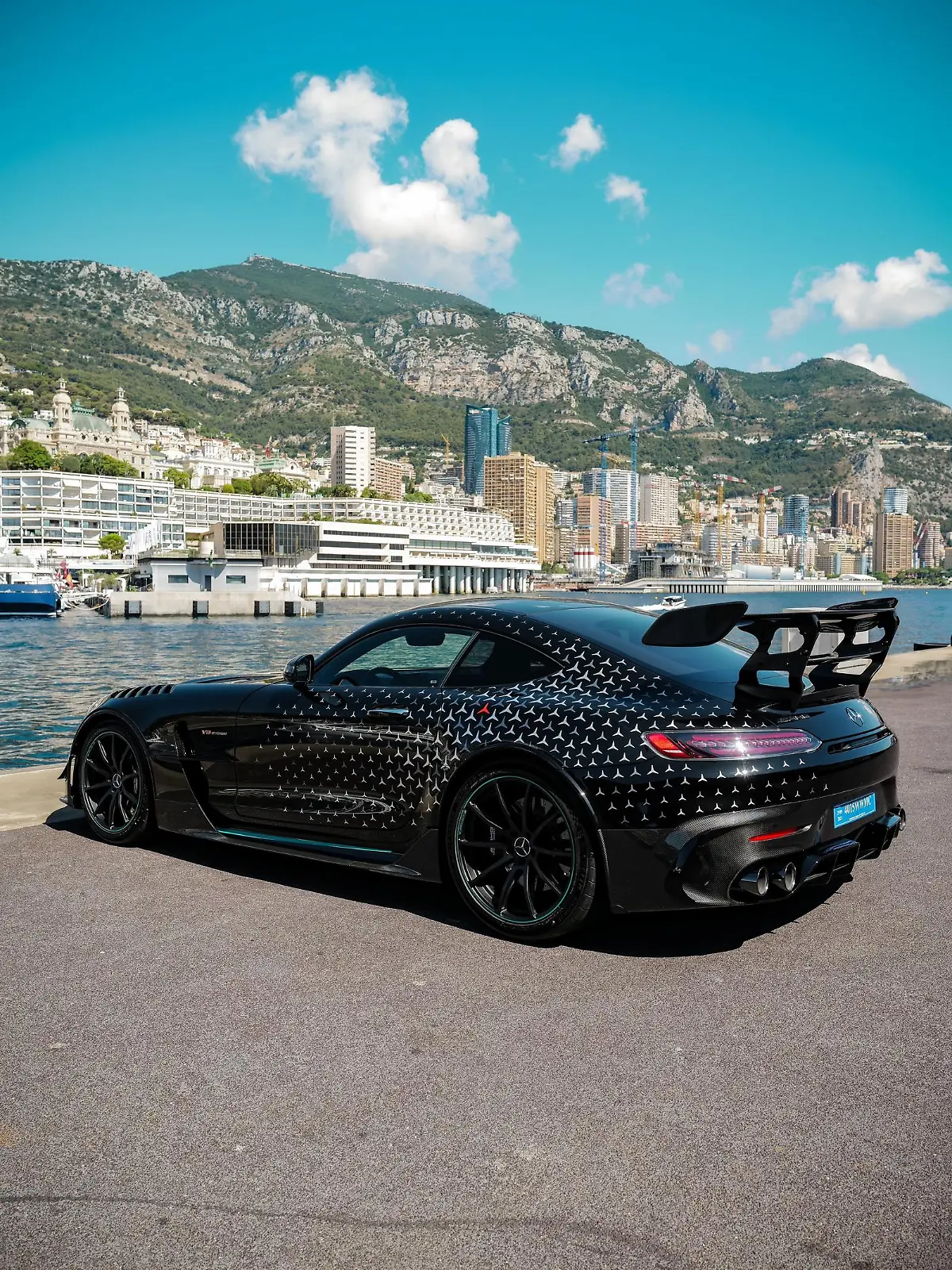Mercedes AMG GT Black Series im Design des W11