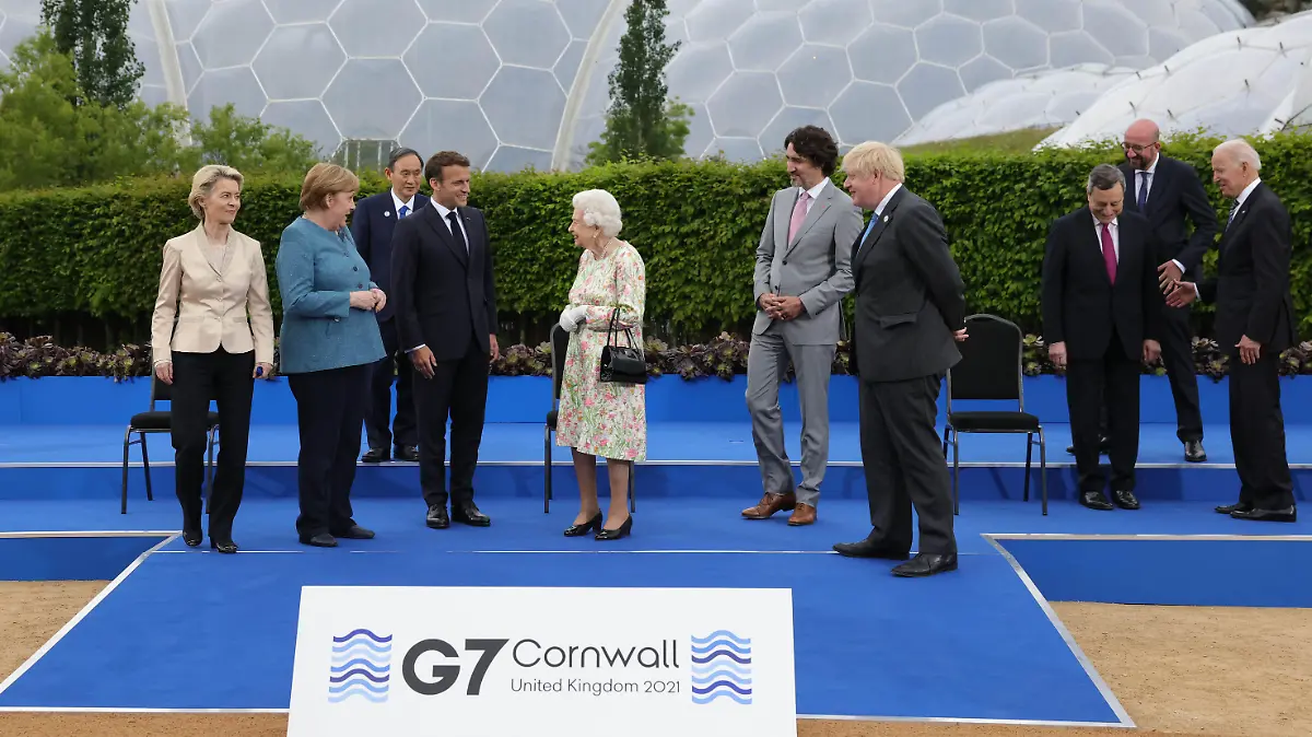 11/06/2021. London, United Kingdom. Prime Minister Boris Johnson G7 Summit Day One . HM Queen Elizabeth II accompanied by The Prince of Wales, The Duchess of Cornwall and the Duke and Duchess of Cambridge joins the Prime Minister Boris Johnson and his wife Carrie for the G7 leaders summit reception & dinner at the Eden Project as the Prime Minister Boris Johnson chairs the G7 Leaders Summit in Carbis Bay, Cornwall. ., Credit:Andrew Parsons / Avalon