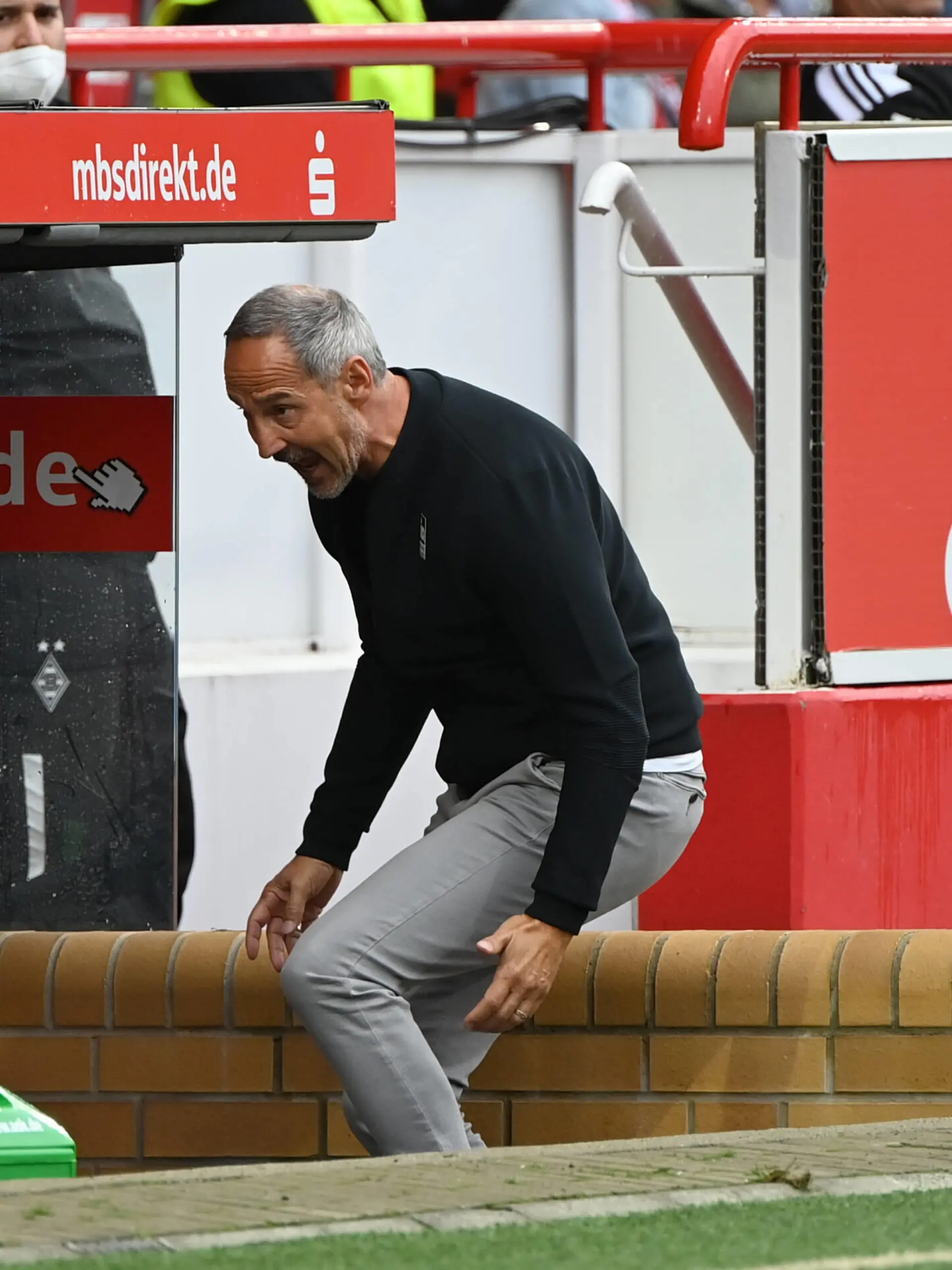  Fussball, Herren, Saison 2021/2022, 1. Bundesliga 3. Spieltag, 1. FC Union Berlin - Borussia Mönchengladbach, Trainer Adi Hütter Borussia Mönchengladbach, 29.08. 2021, *** Football, Men, 2021 2022 season, 1 Bundesliga 3 matchday , 1 FC Union Berlin Borussia Mönchengladbach , coach Adi Hütter Borussia Mönchengladbach , 29 08 2021, Copyright: xMatthiasxKochx