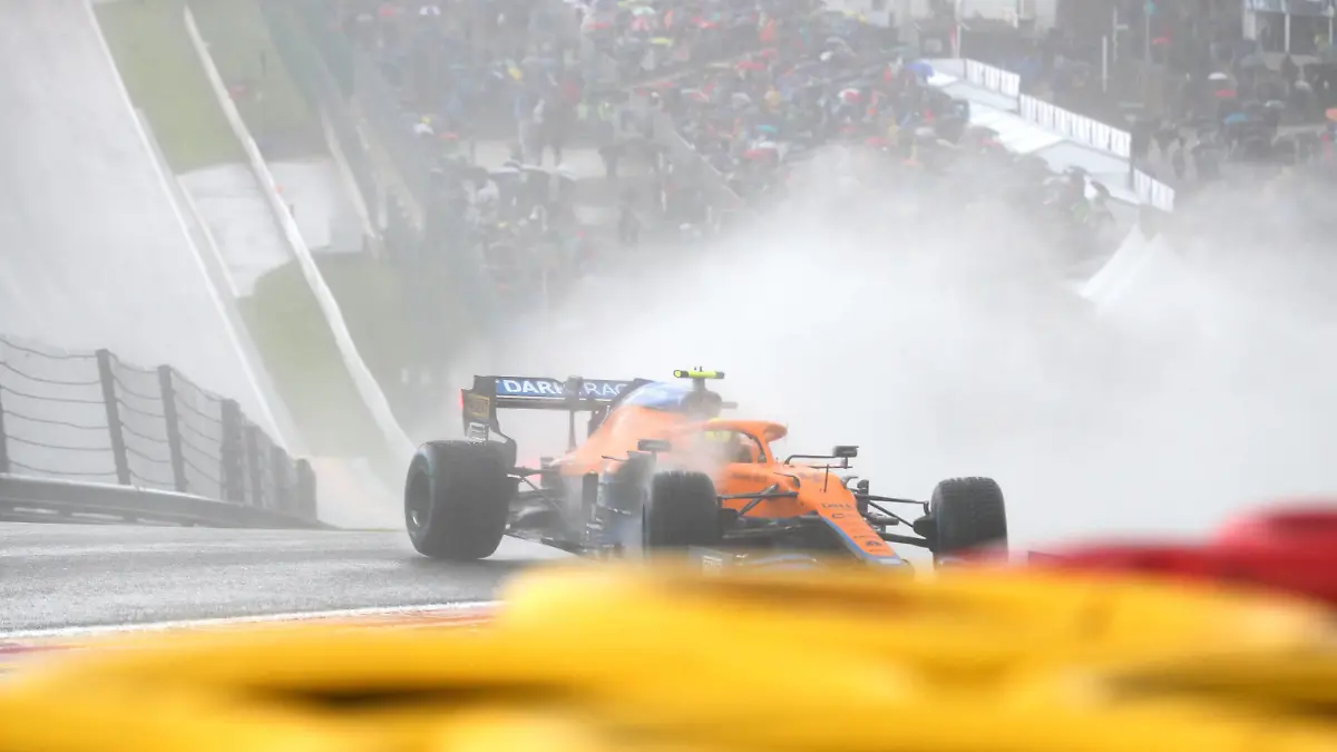 McLaren s British driver Lando Norris makes a crash in his car in the Raidillon at the qualifications for tomorrow Spa-Francorchamps Formula One Grand Prix of Belgium race, in Spa-Francorchamps, Saturday 28 August 2021. BENOITxDOPPAGNE PUBLICATIONxINxGERxSUIxAUTxONLY x3075477x