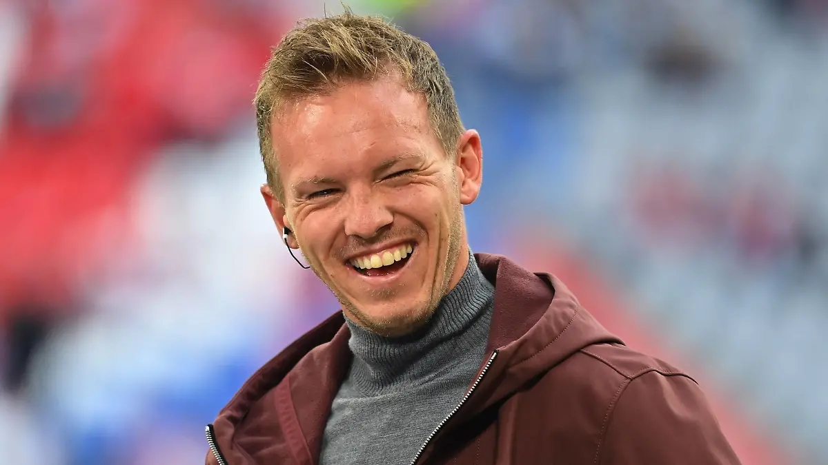 Trainer Julian NAGELSMANN Bayern Muenchen, lacht,lachen,lachend,optimistisch,gutgelaunt, Einzelbild,angeschnittenes Einzelmotiv,Portraet,Portrait,Porträt Fussball 1. Bundesliga Saison 2021/2022, 3.Spieltag, Spieltag03 FC Bayern Muenchen-Hertha BSC Berlin am 28.08.2021, A L L I A N Z A R E N A Muenchen. *** Coach Julian NAGELSMANN Bayern Muenchen , laugh,laughing,laughing,optimistic,good-humored,single image,cropped single image,portrait,portrait football 1 Bundesliga season 2021 2022, 3 matchday, Spieltag03 FC Bayern Muenchen Hertha BSC Berlin on 28 08 2021, A L L I A N Z A R E N A Muenchen