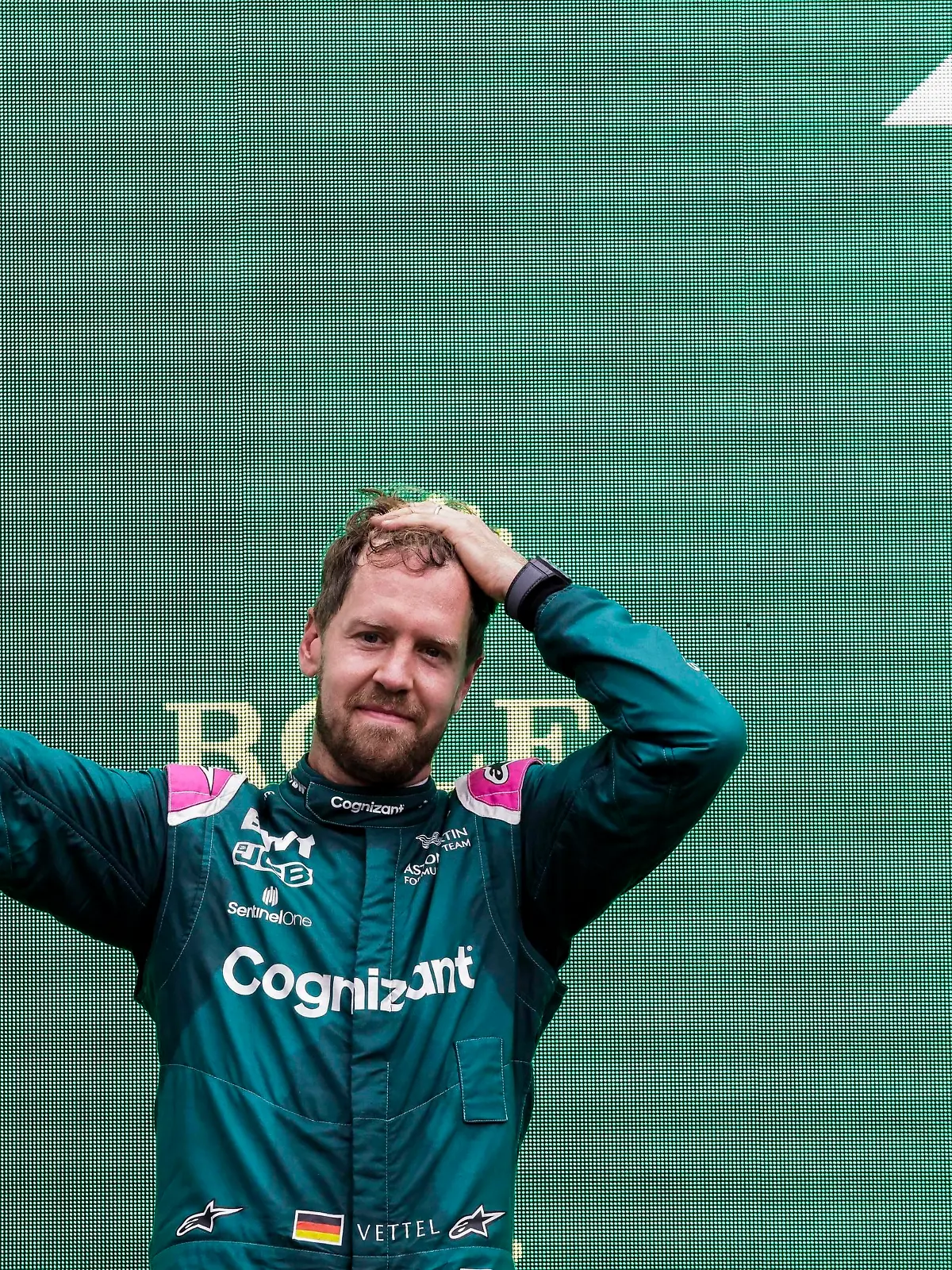  Formula 1 2021: Hungarian GP HUNGARORING, HUNGARY - AUGUST 01: Sebastian Vettel, Aston Martin, 2nd position, with his trophy during the Hungarian GP at Hungaroring on Sunday August 01, 2021 in Budapest, Hungary. Photo by Glenn Dunbar / LAT Images Images PUBLICATIONxINxGERxSUIxAUTxHUNxONLY GP2111_142949_J5A5329_2