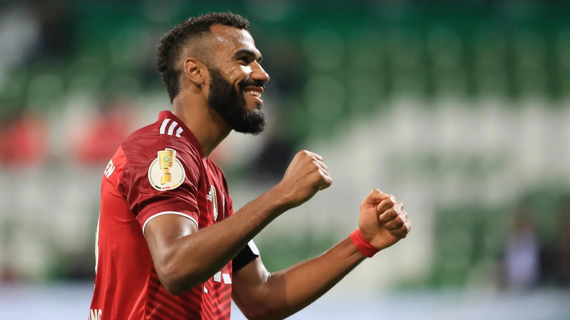 GER, DFB-Pokal, 1.Runde, Bremer SV vs FC Bayern Muenchen / 25.08.2021, wohninvest Weserstadion, Bremen, GER, DFB-Pokal, 1.Runde, Bremer SV vs FC Bayern Muenchen im Bild / picture shows Torjubel/Jubel. Torschütze/Torschuetze Eric Maxim Choupo-Moting FC Bayern Muenchen 13 jubelt ueber das Tor zum 0:10 *** GER, DFB Pokal, 1 round, Bremer SV vs FC Bayern Muenchen 25 08 2021, wohninvest Weserstadion, Bremen, GER, DFB Pokal, 1 round, Bremer SV vs FC Bayern Muenchen in picture shows goal celebration goal scorer Eric Maxim Choupo Moting FC Bayern Muenchen 13 cheers about the goal to 0 10 nordphotoxGmbHx/xStoever nph00401