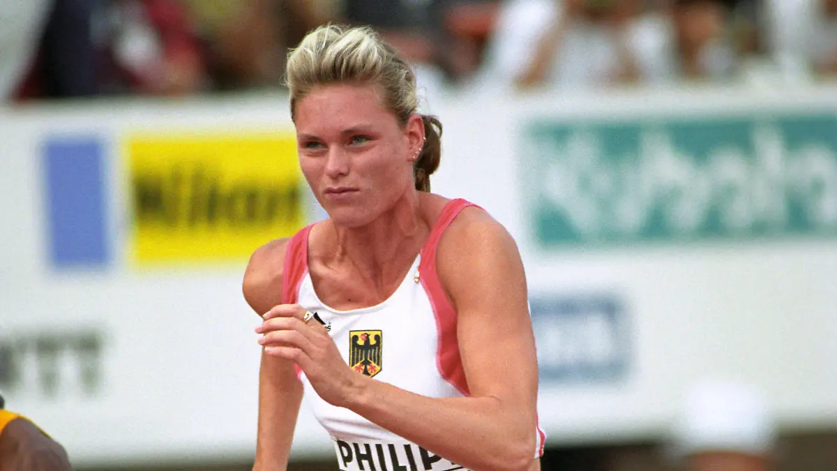 Kurzstreckenläuferin Katrin Krabbe beim 100-Meter-Lauf der Damen bei den Weltmeisterschaften in Tokio am 27.08.1991. Krabbe gewann das Rennen und die Goldmedaille. Sie siegte auch im 200m Finale.