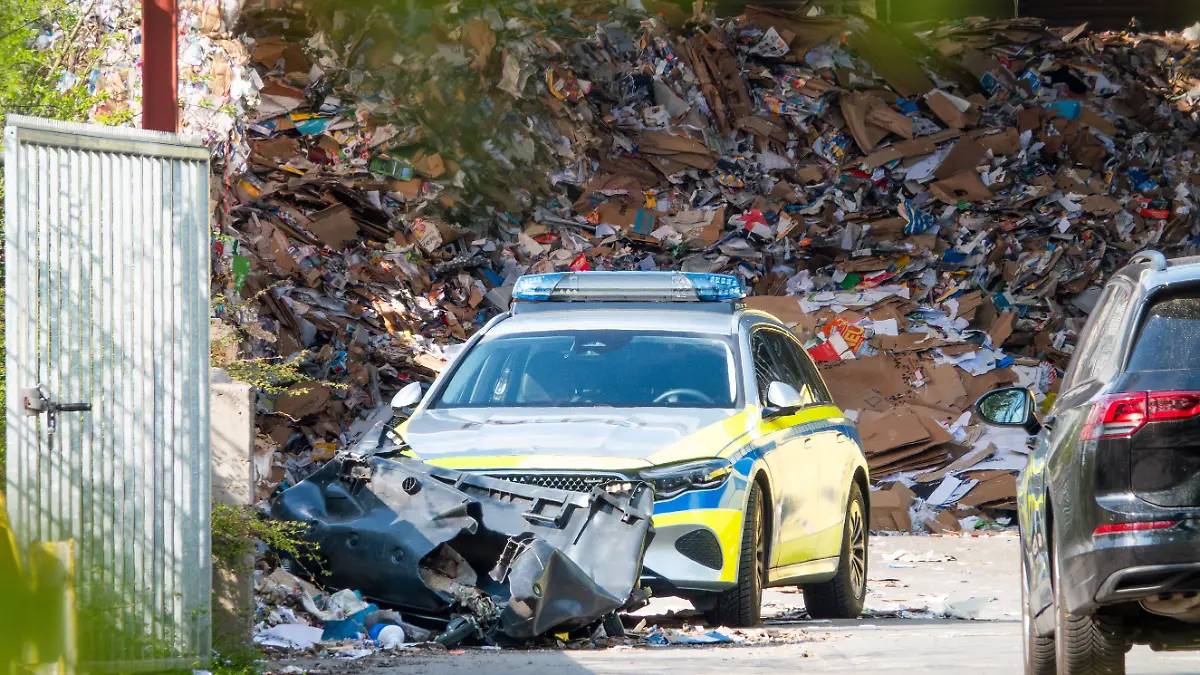 Leiche auf Gelände einer Recyclingfirma in Hamburg entdeckt