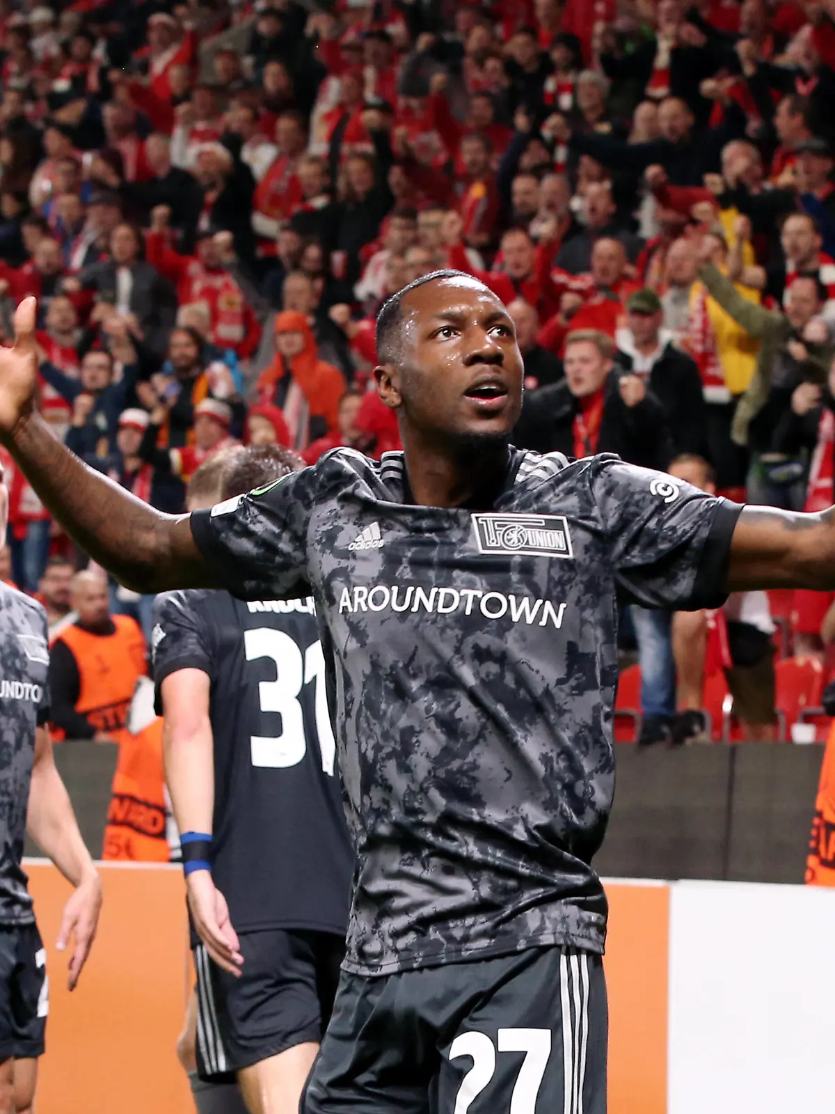  Sheraldo Becker anfeuernd nach 1:1 Ausgleich / / Fußball Fussball / Europa Conference League / Saison 2021/2022 / 16.09.2021 / SK Slavia Prag vs.1.FC Union Berlin FCU Training / DFL regulations prohibit any use of photographs as image sequences and/or quasi-video. / *** Sheraldo Becker cheering on after 1 1 equaliser Sport Football Soccer Europa Conference League Season 2021 2022 16 09 2021 SK Slavia Prague vs 1 FC Union Berlin FCU Training DFL regulations prohibit any use of photographs as image sequences and or quasi video
