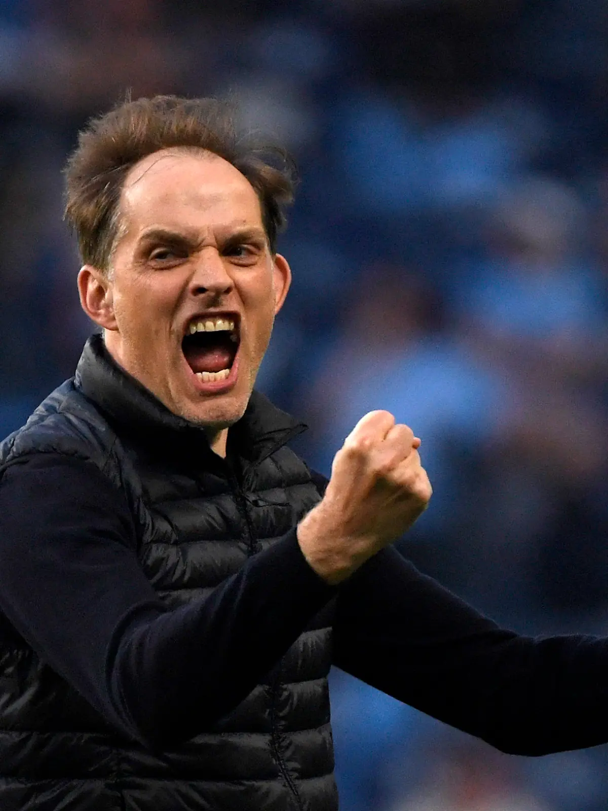 ARCHIV - 29.05.2021, Portugal, Porto: Fußball: Champions League, Manchester City - FC Chelsea, K.o.-Runde, Finale im Estadio do Dragao: Chelseas Trainer Thomas Tuchel feiert das Tor zum 0:1 durch Havertz. (zu «Vor den UEFA-Wahlen: Die möglichen Preisträger im Überblick») Foto: Pierre Philippe Marcou/Pool AFP/AP/dpa +++ dpa-Bildfunk +++
